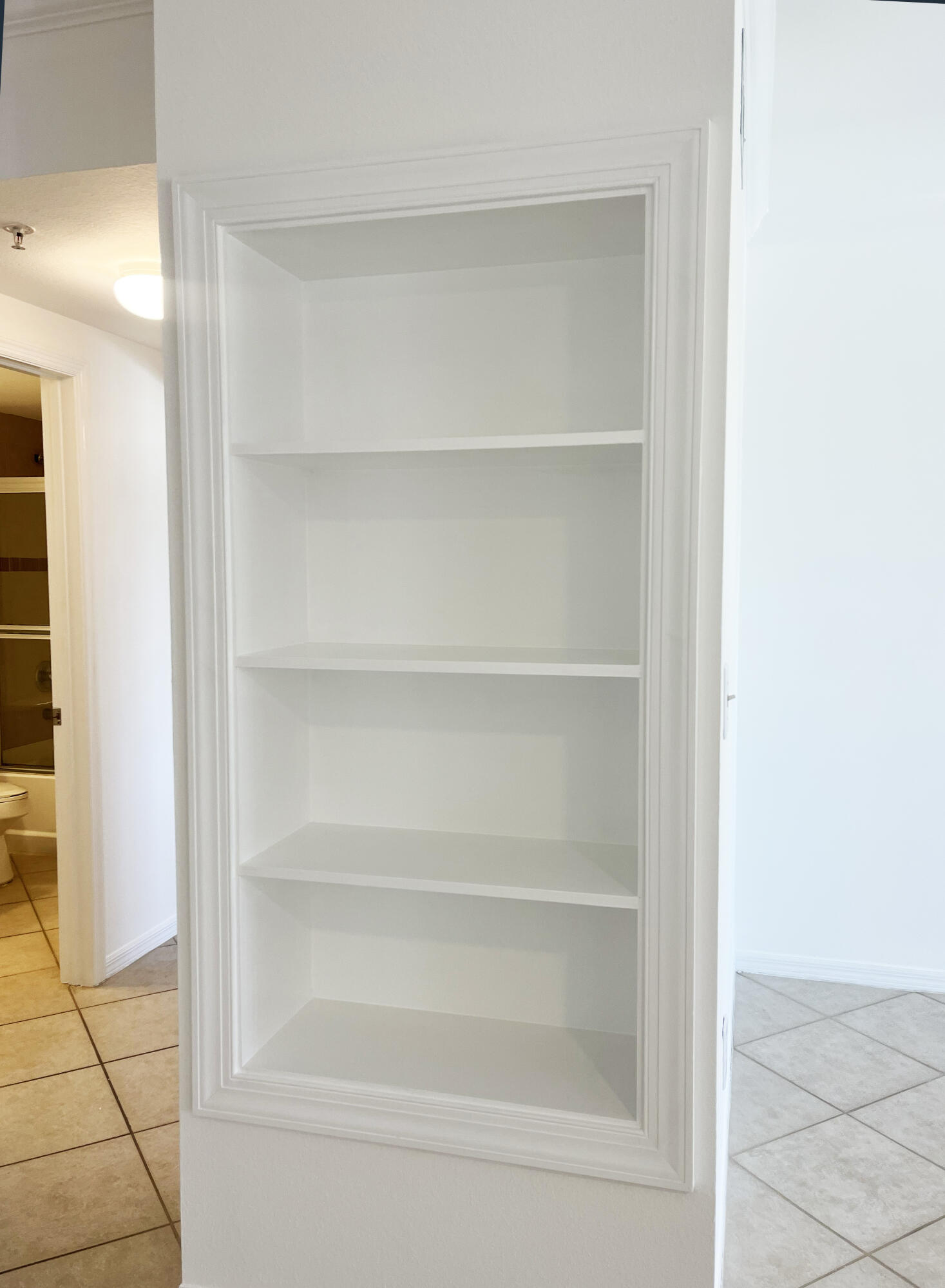 6482 Emerald Dunes Drive 302