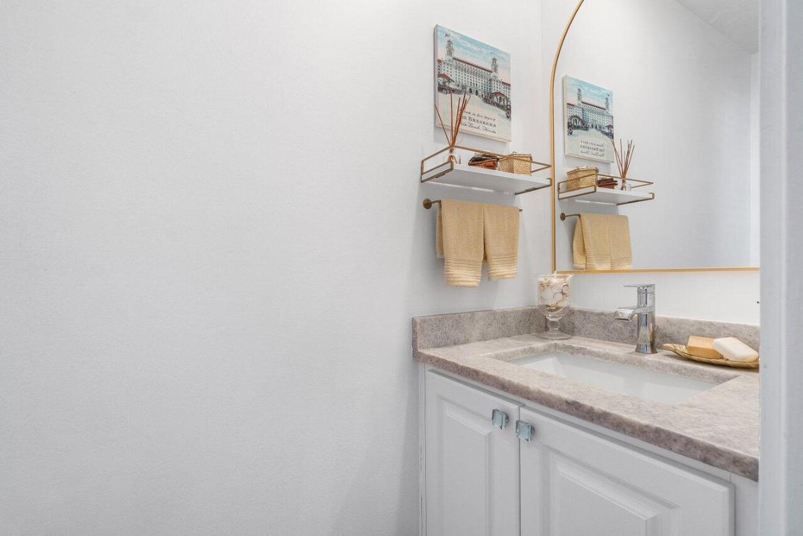 174 Santa Barbara Way Way