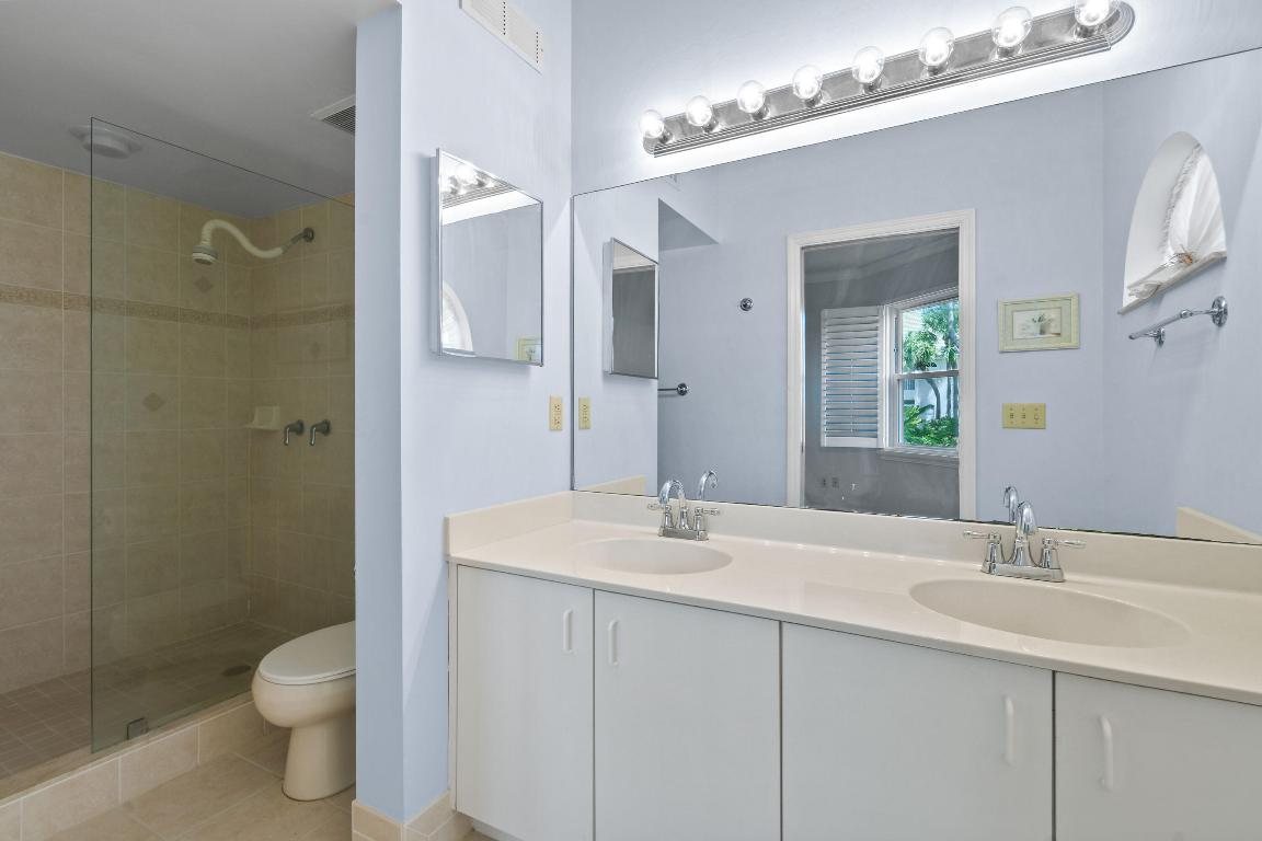 3003 Fairway Drive N