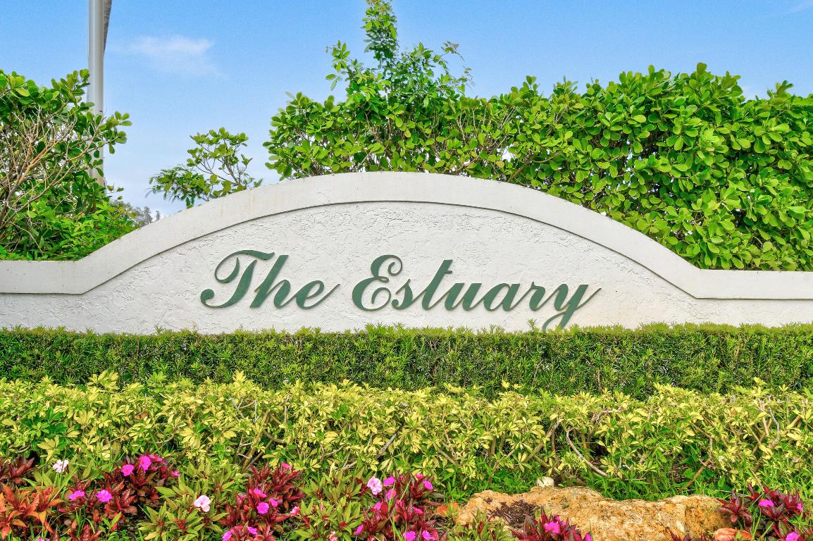 3003 Fairway Drive N