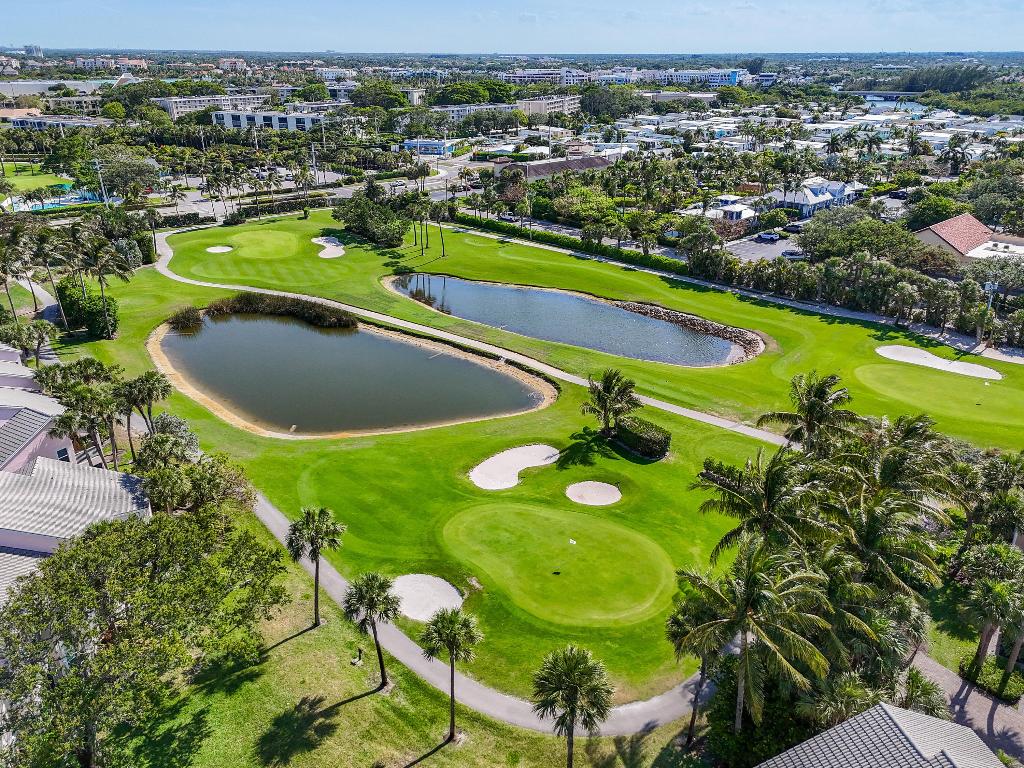 3003 Fairway Drive N