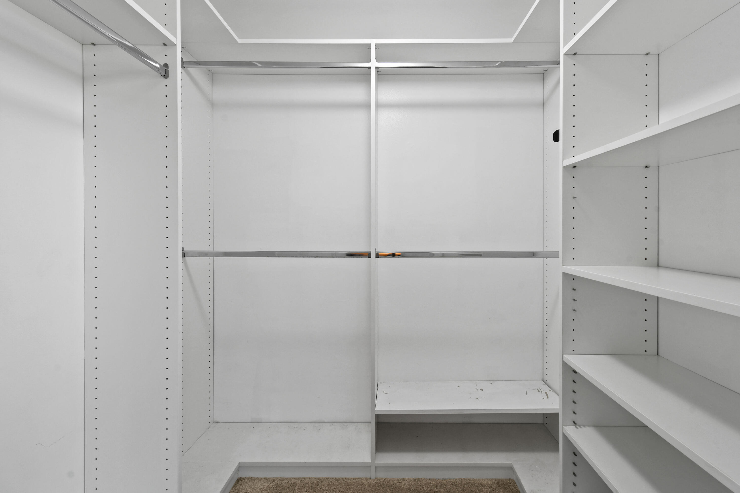 3003 Fairway Drive N