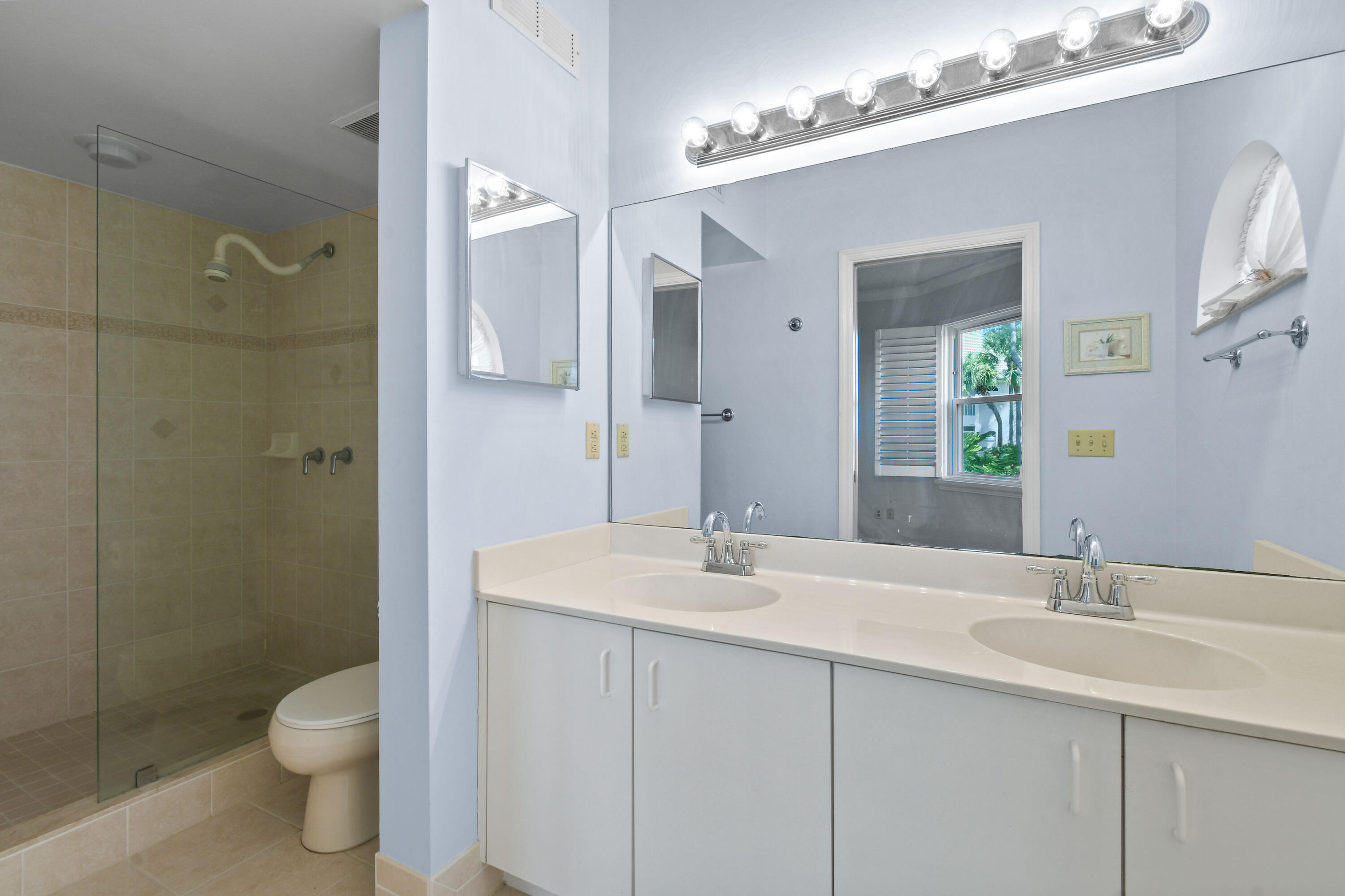 3003 Fairway Drive N