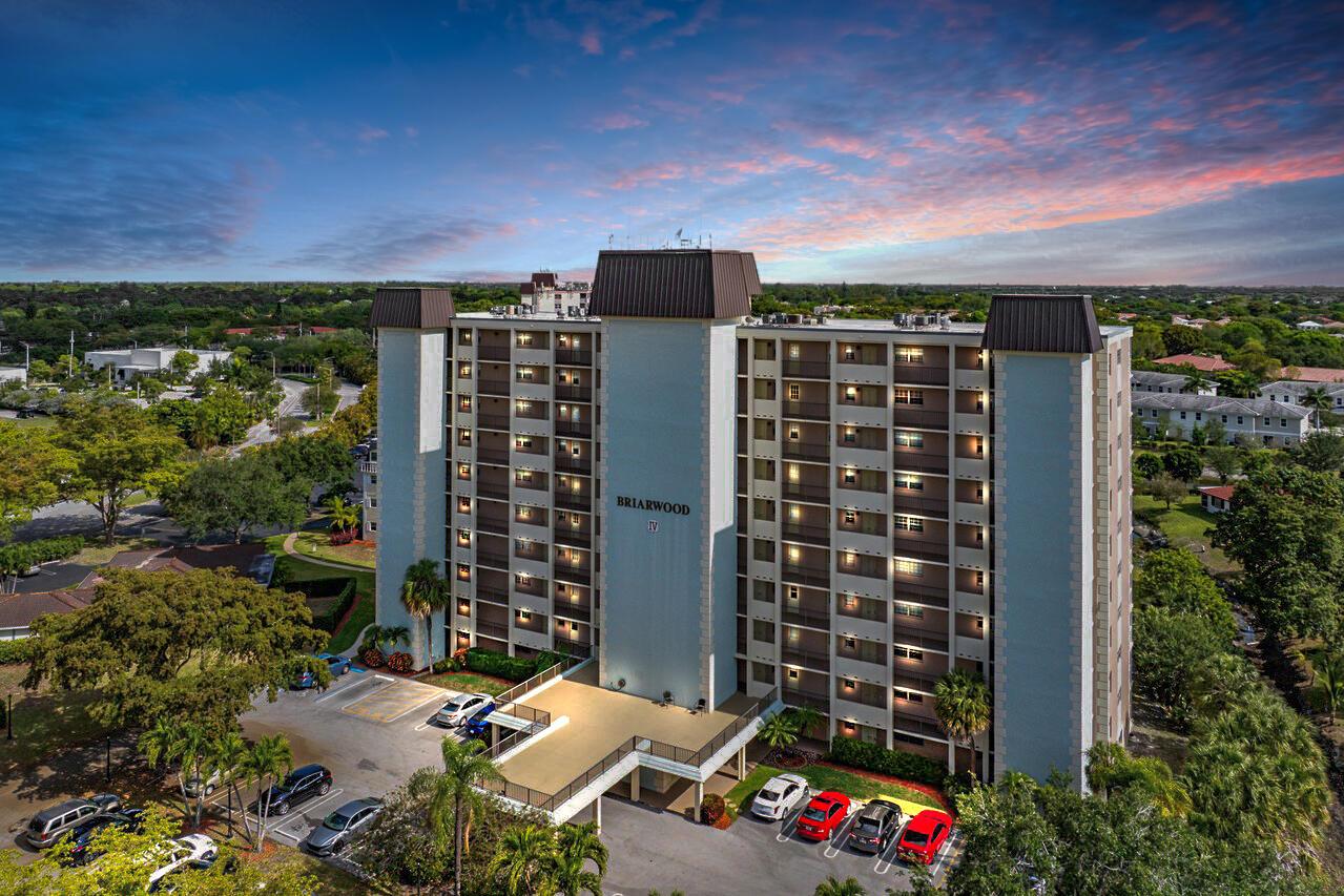 9101 W Sample Road 805