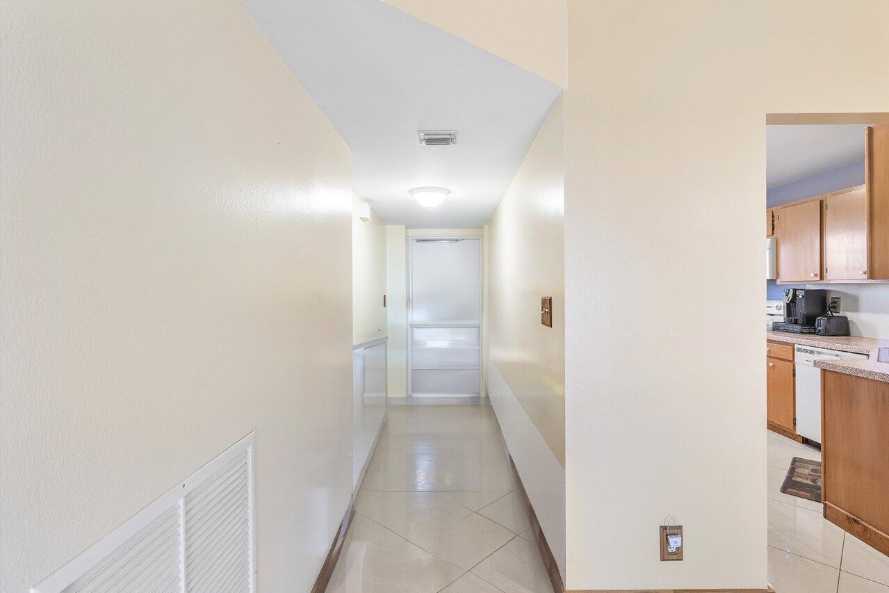 9101 W Sample Road 805