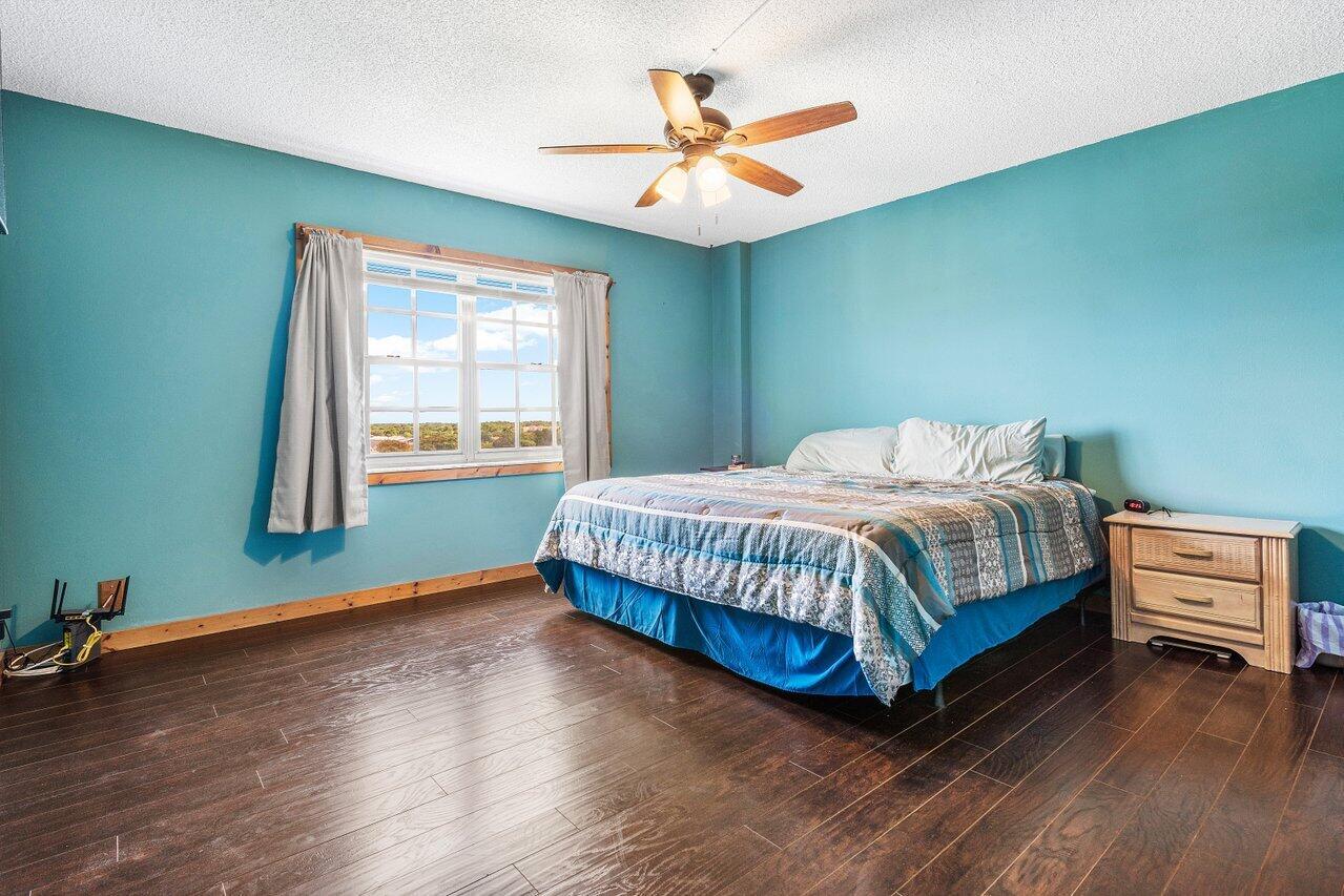 9101 W Sample Road 805