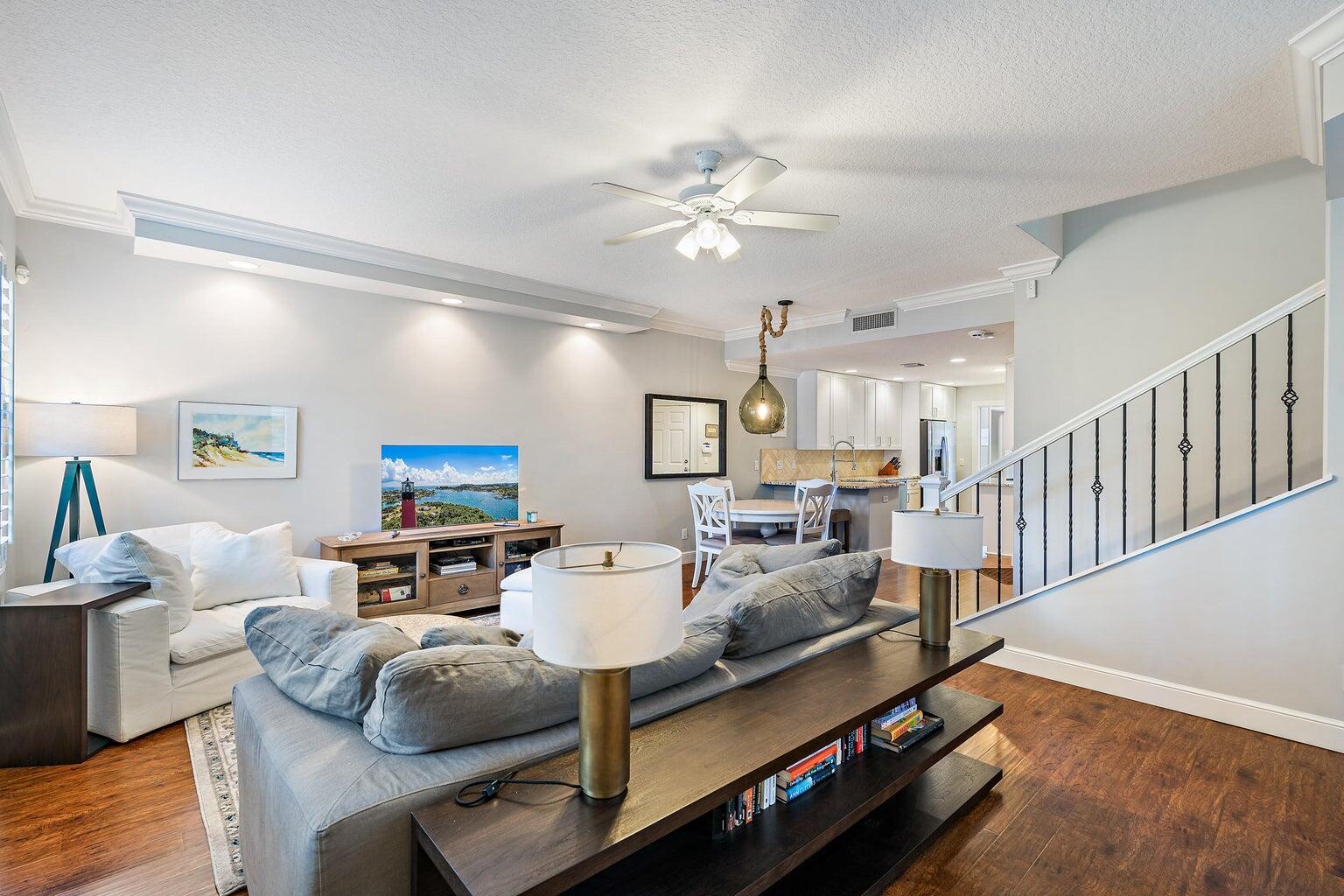 3239 E Community Drive