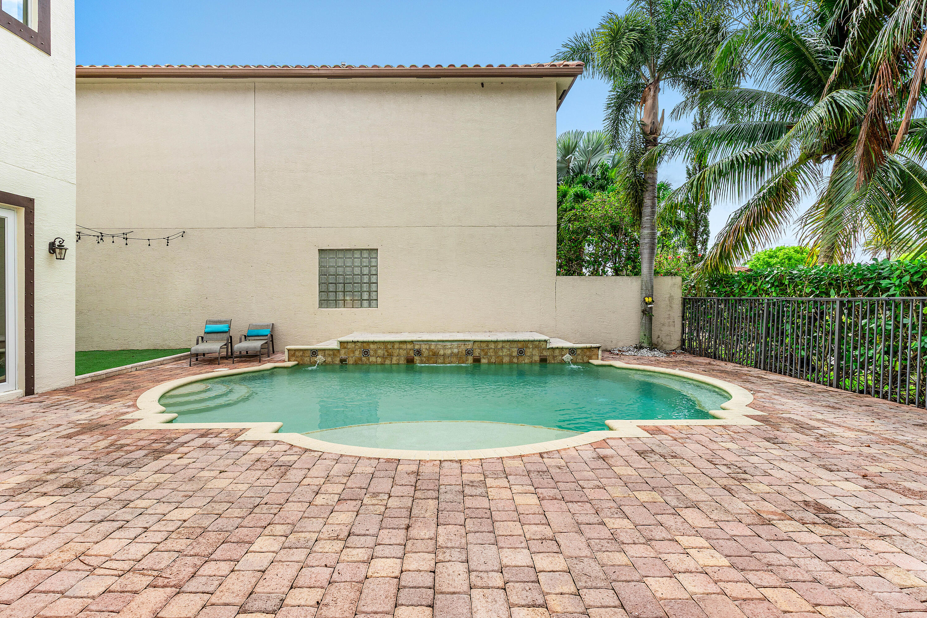 4205 Artesa Drive