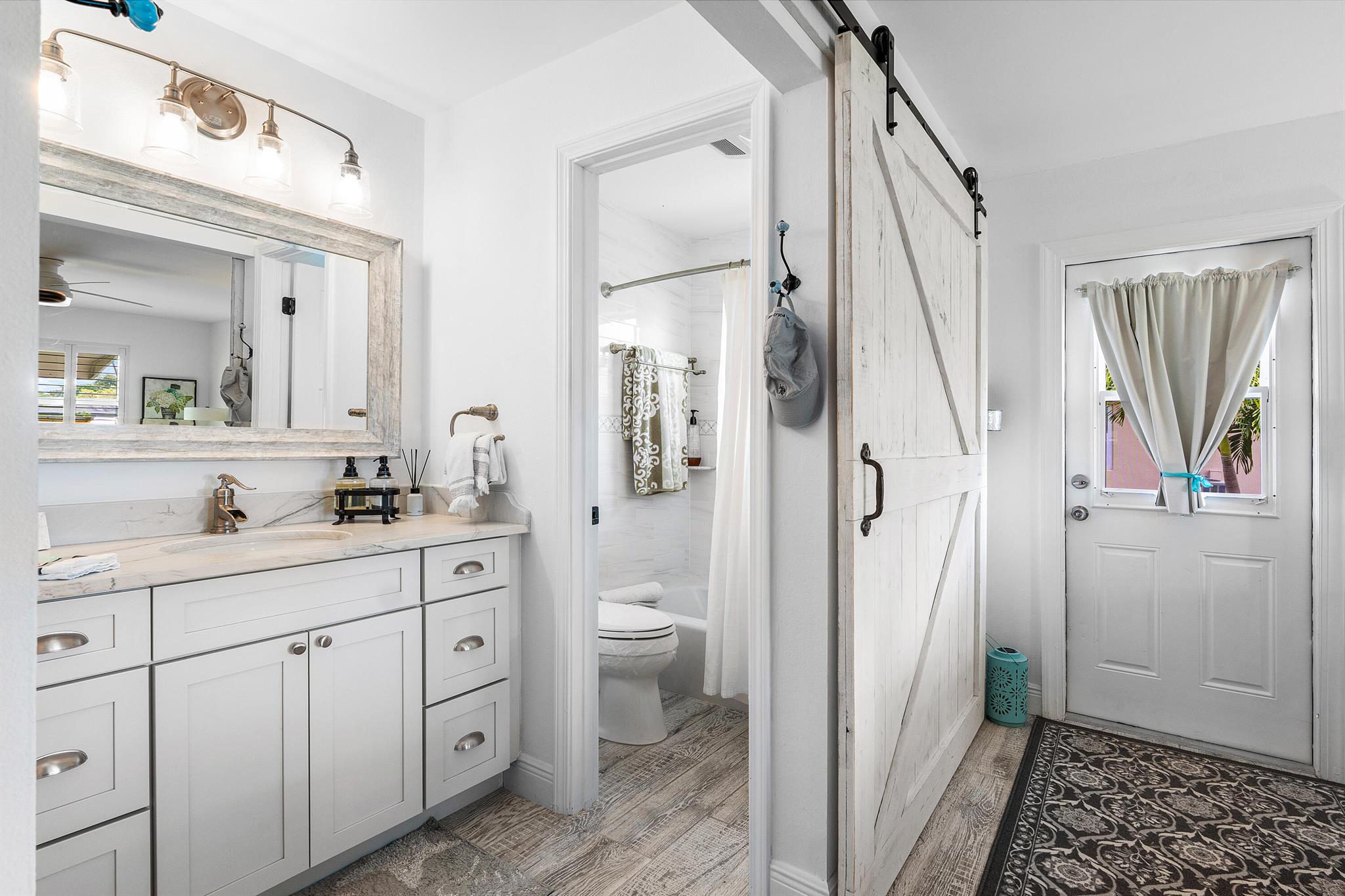 1045 E Circle Terrace E D