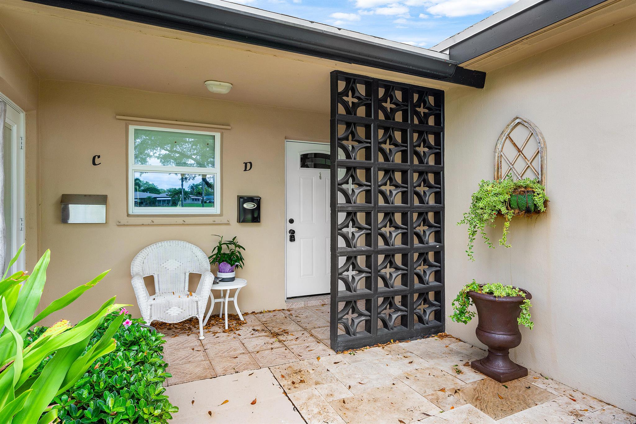 1045 E Circle Terrace E D