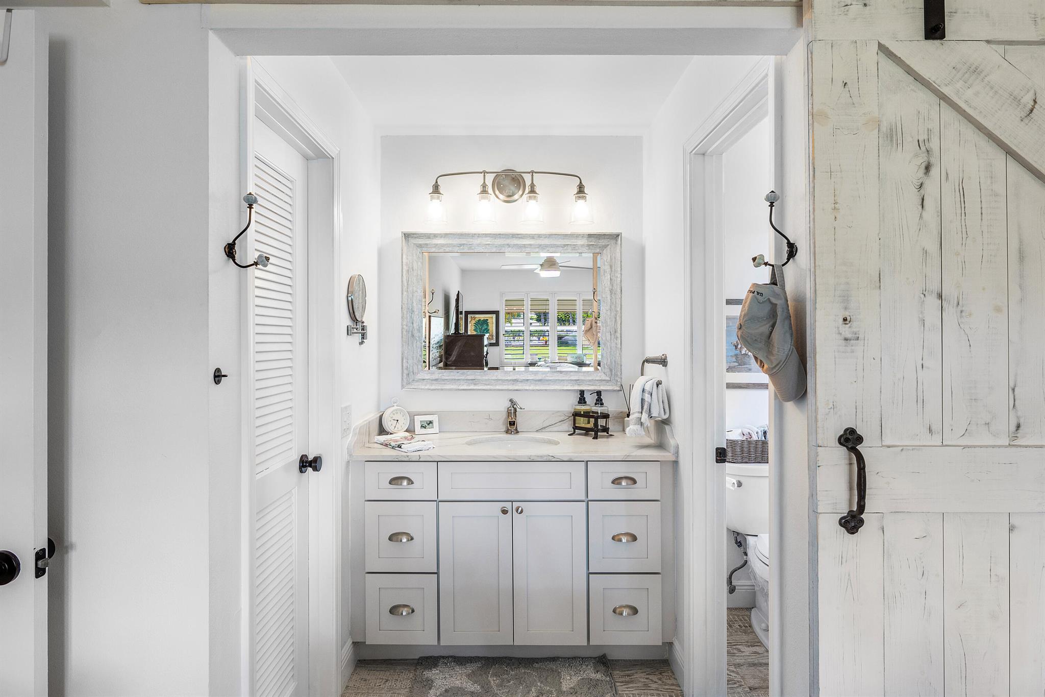 1045 E Circle Terrace E D