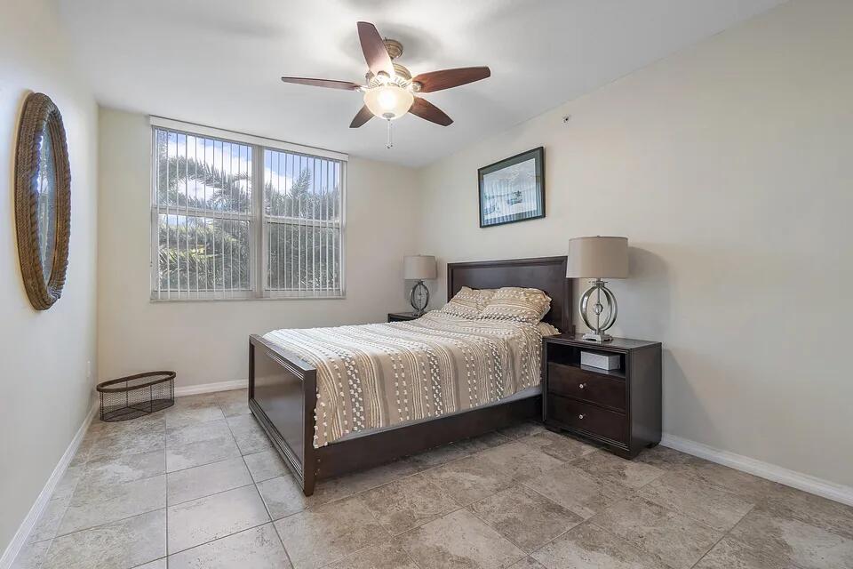 700 E Boynton Beach Boulevard Unit: 208