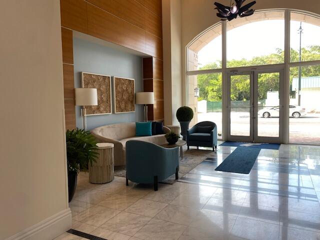 700 E Boynton Beach Boulevard Unit: 208