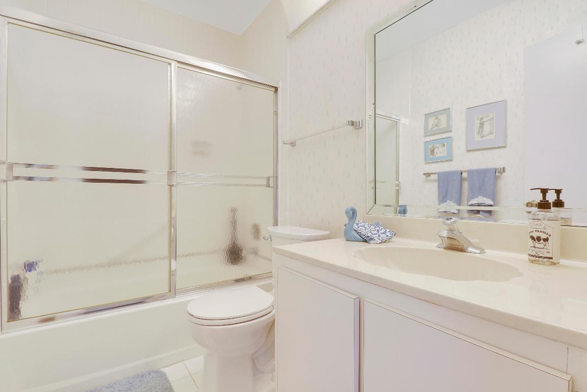 13759 Date Palm Court A