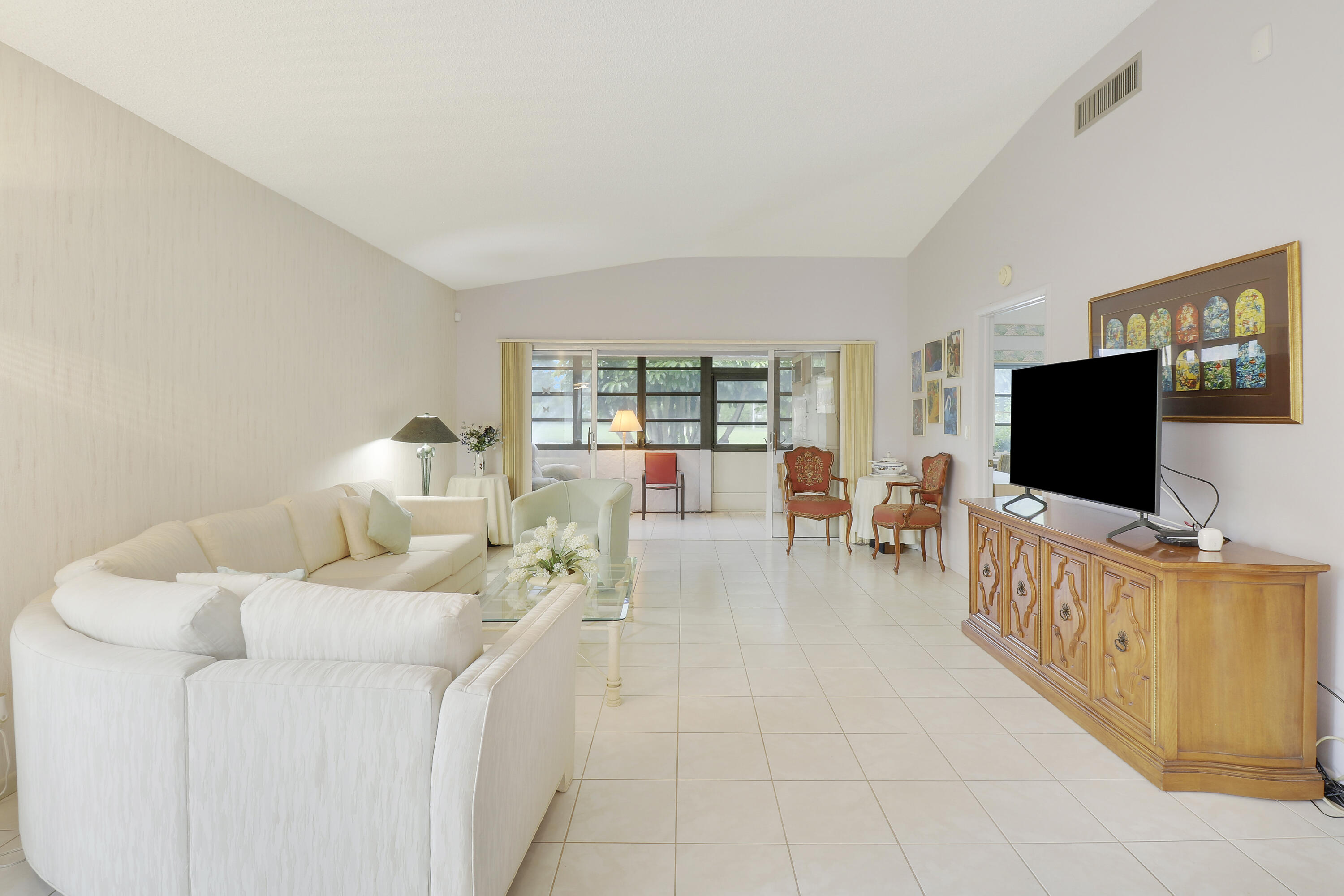 13759 Date Palm Court A