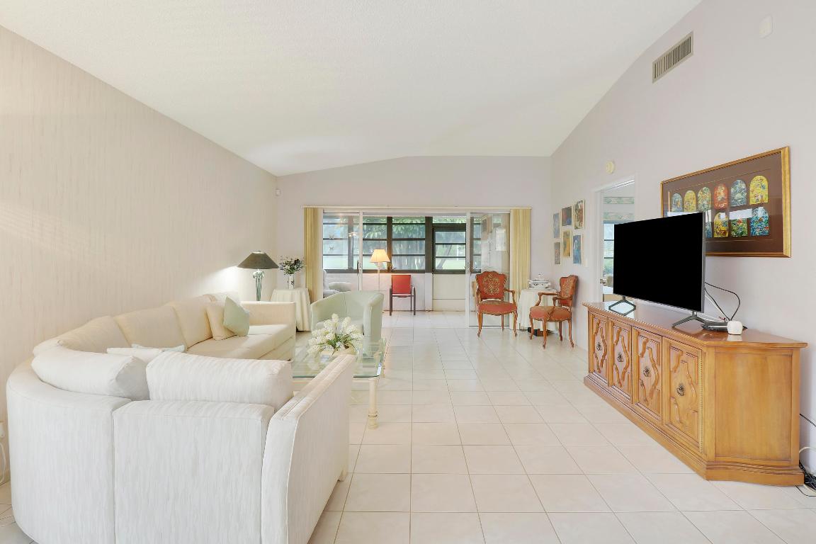 13759 Date Palm Court A