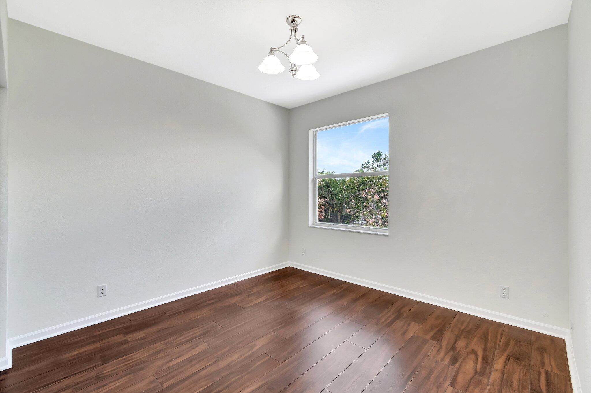 4275 Myrtle Way
