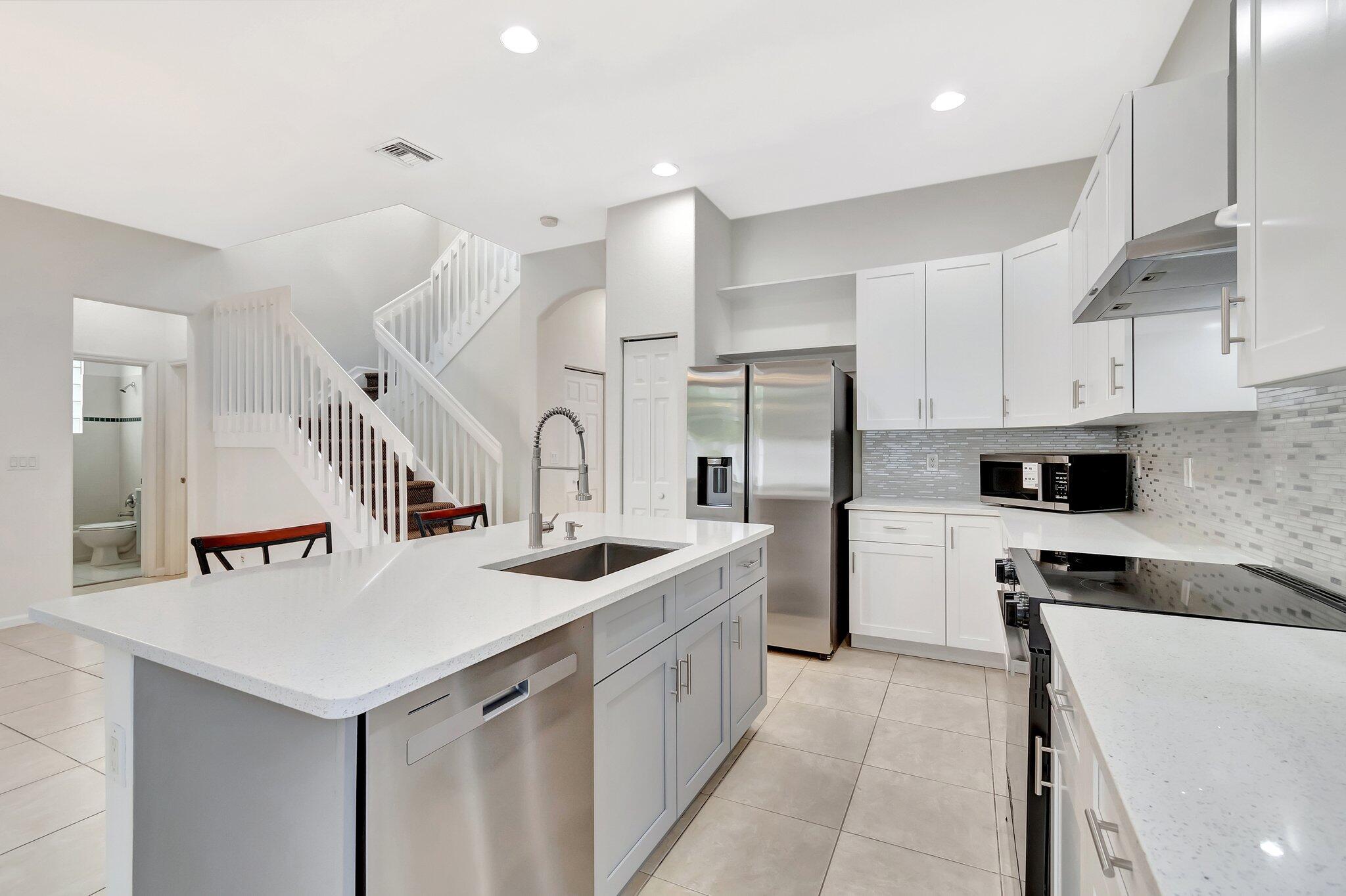 4275 Myrtle Way