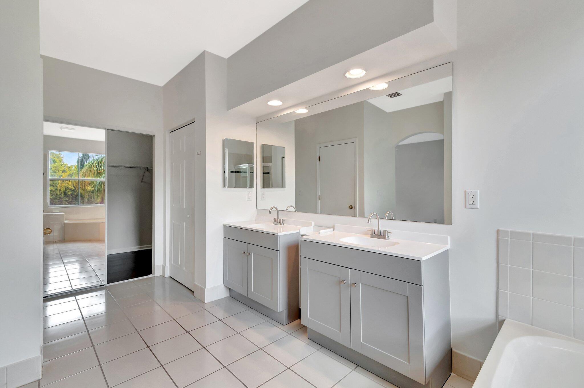 4275 Myrtle Way