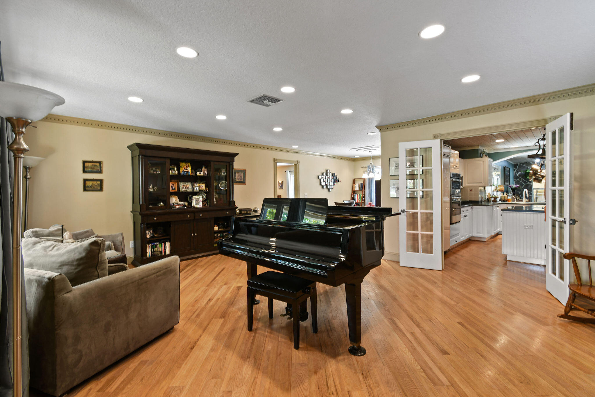 11151 88th Road N