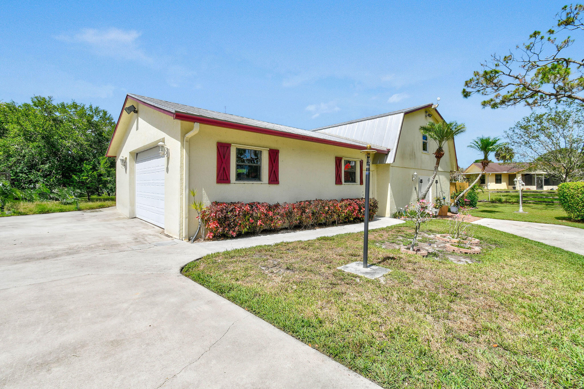 11151 88th Road N