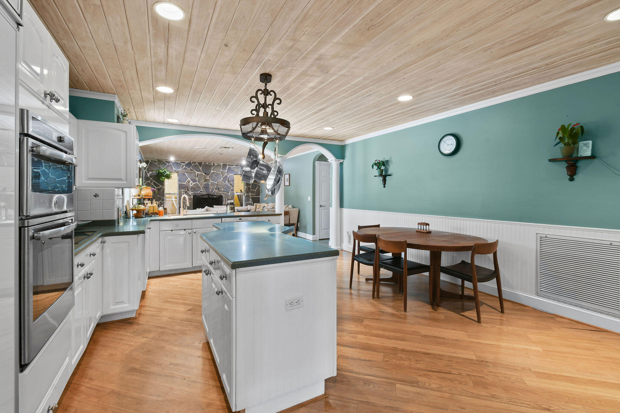 11151 88th Road N