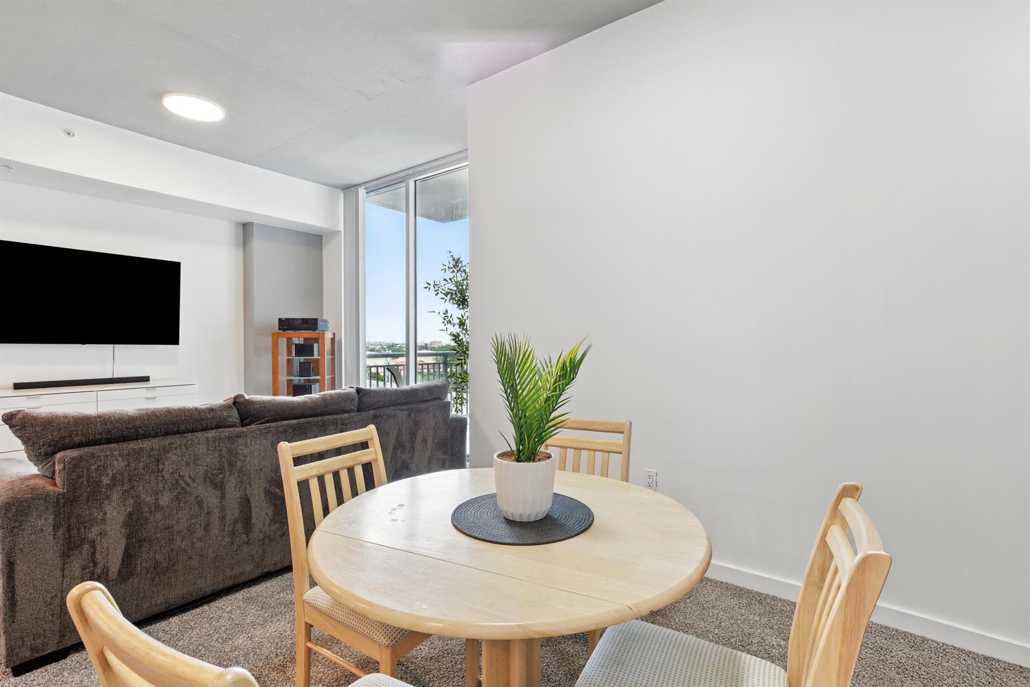 300 S Australian Avenue 801