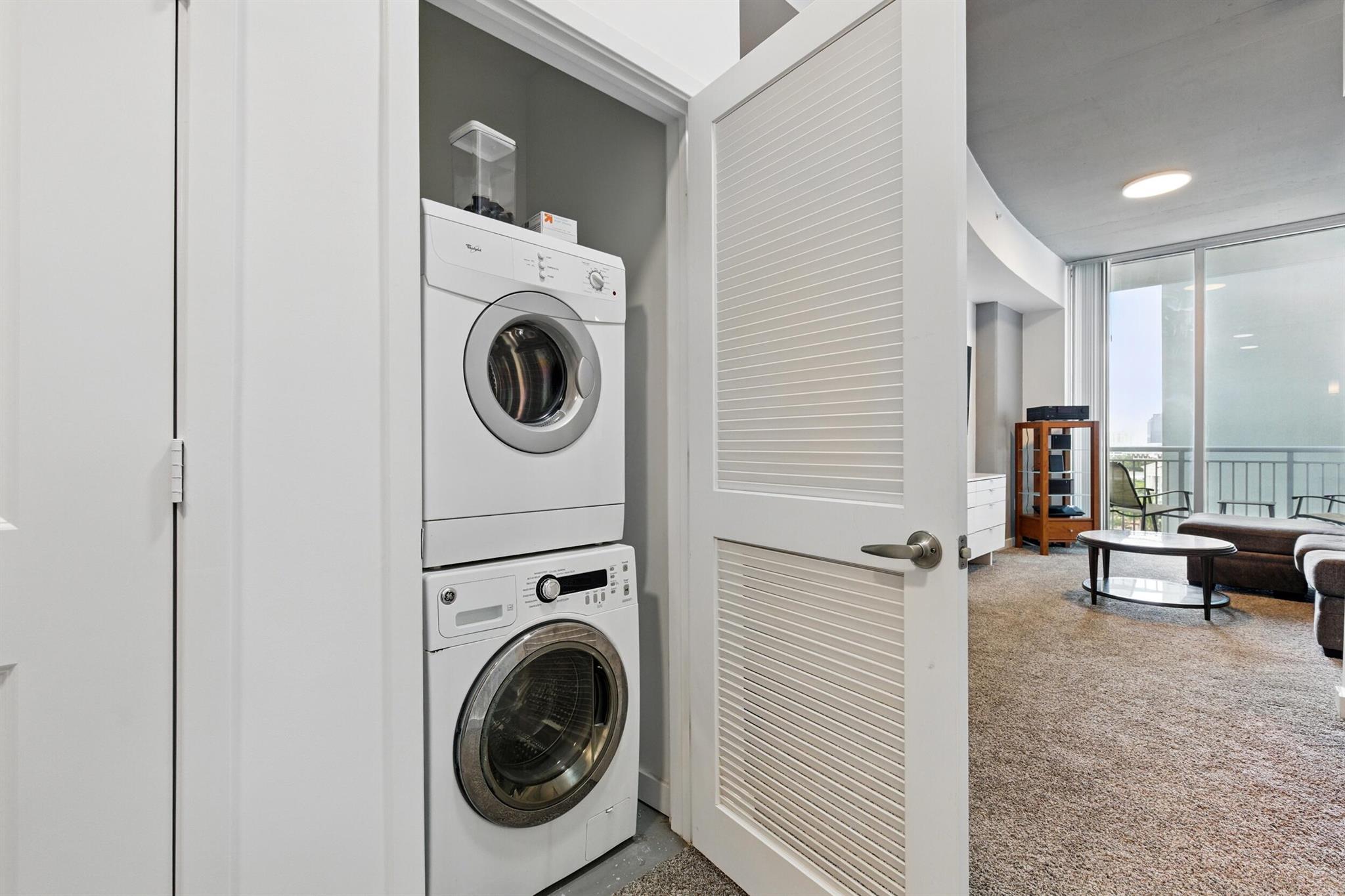 300 S Australian Avenue 801