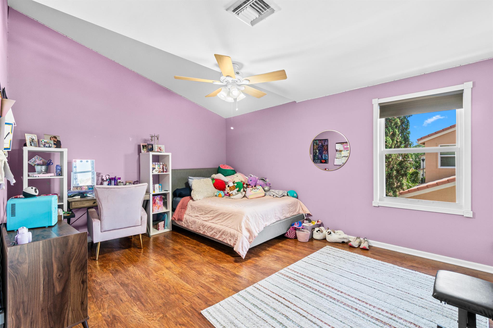 7501 Colony Palm Drive