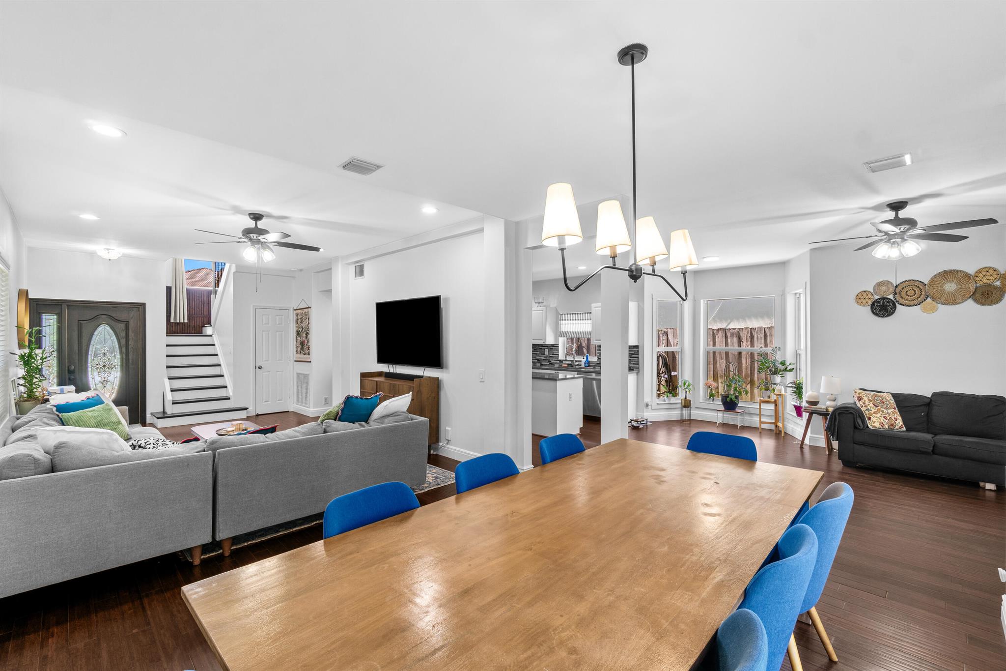 7501 Colony Palm Drive