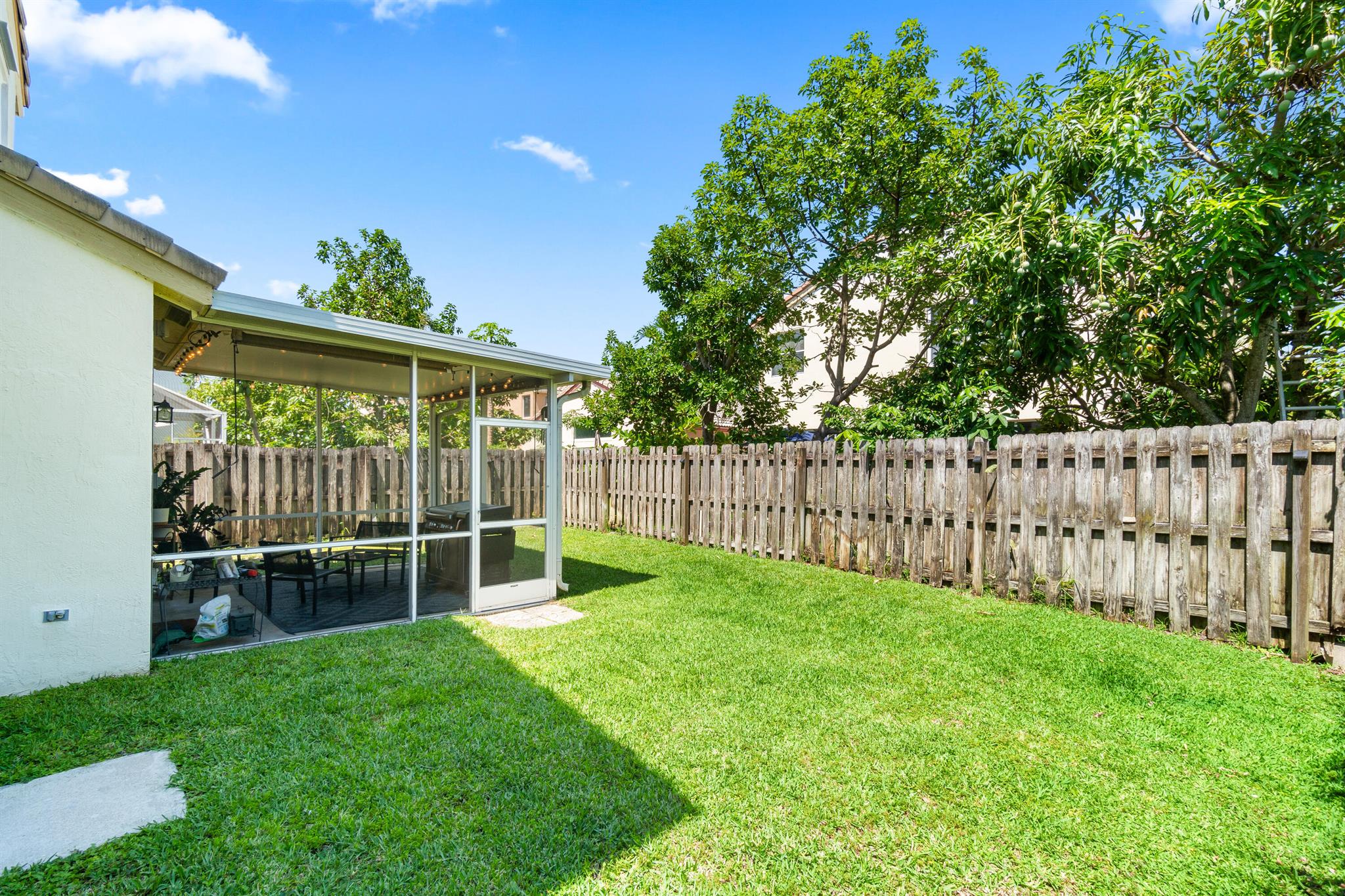 7501 Colony Palm Drive