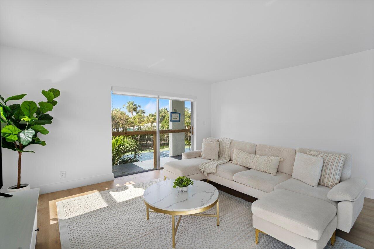 1111 S Ocean Boulevard 313