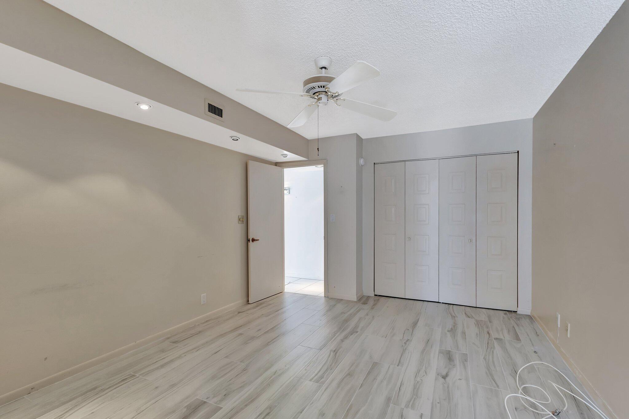 1010 S Ocean Boulevard 914