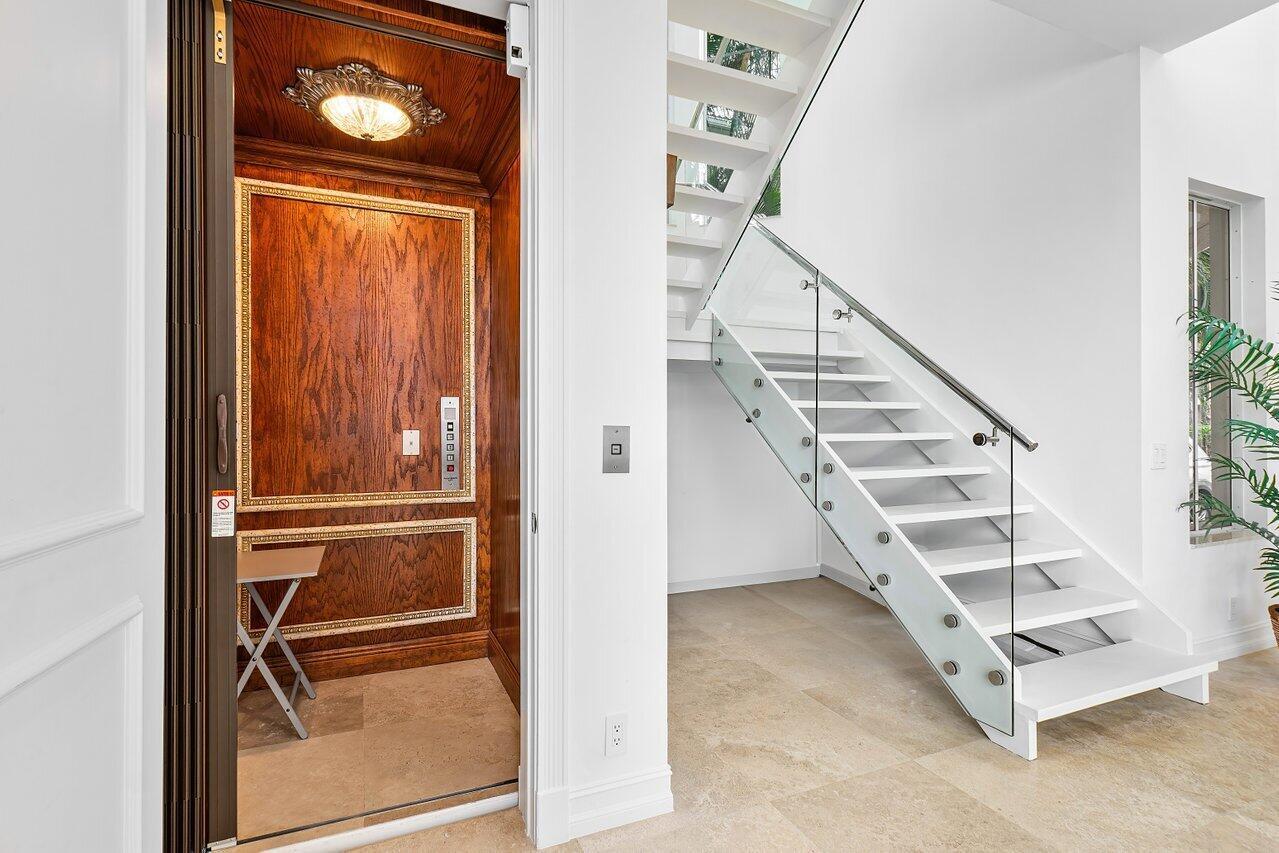 713 SE 10th Street