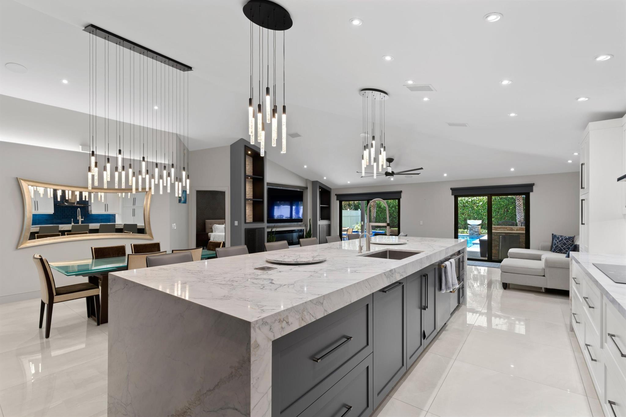 1010 Delray Lakes Drive