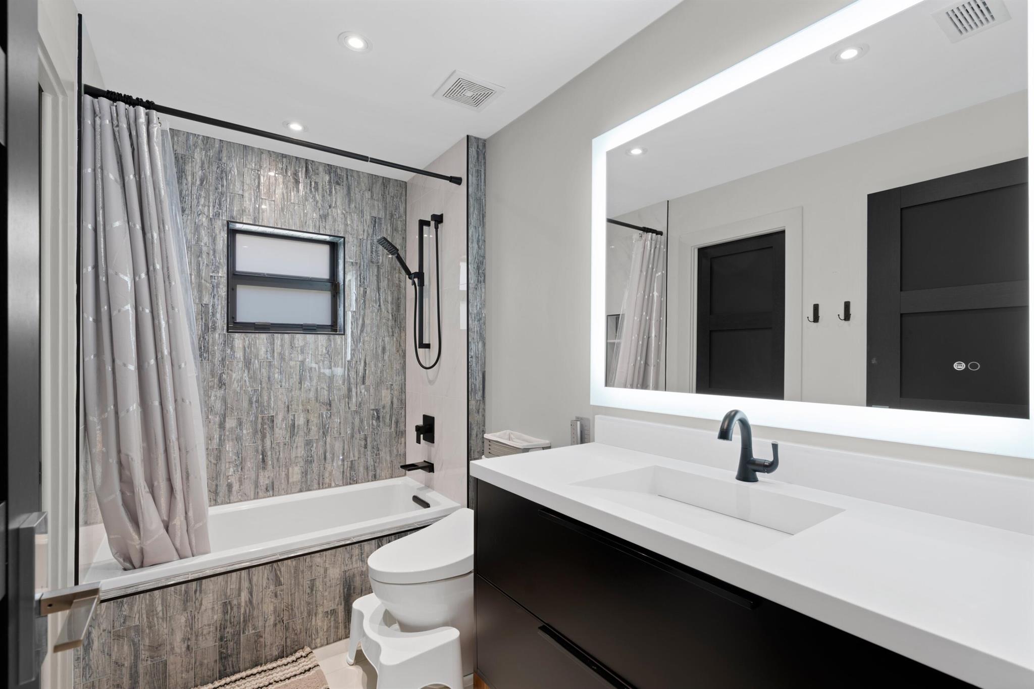 1010 Delray Lakes Drive