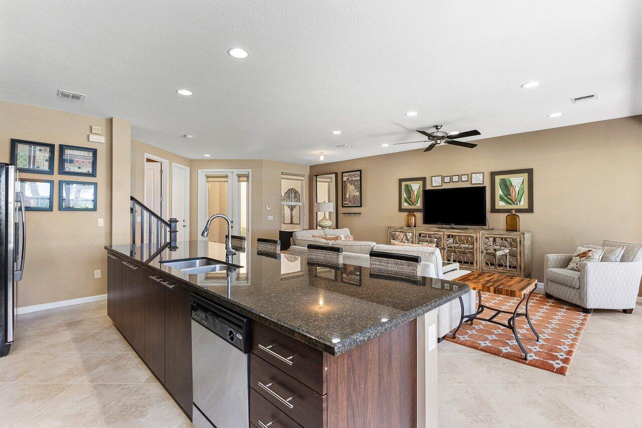 1534 NW 48th Lane