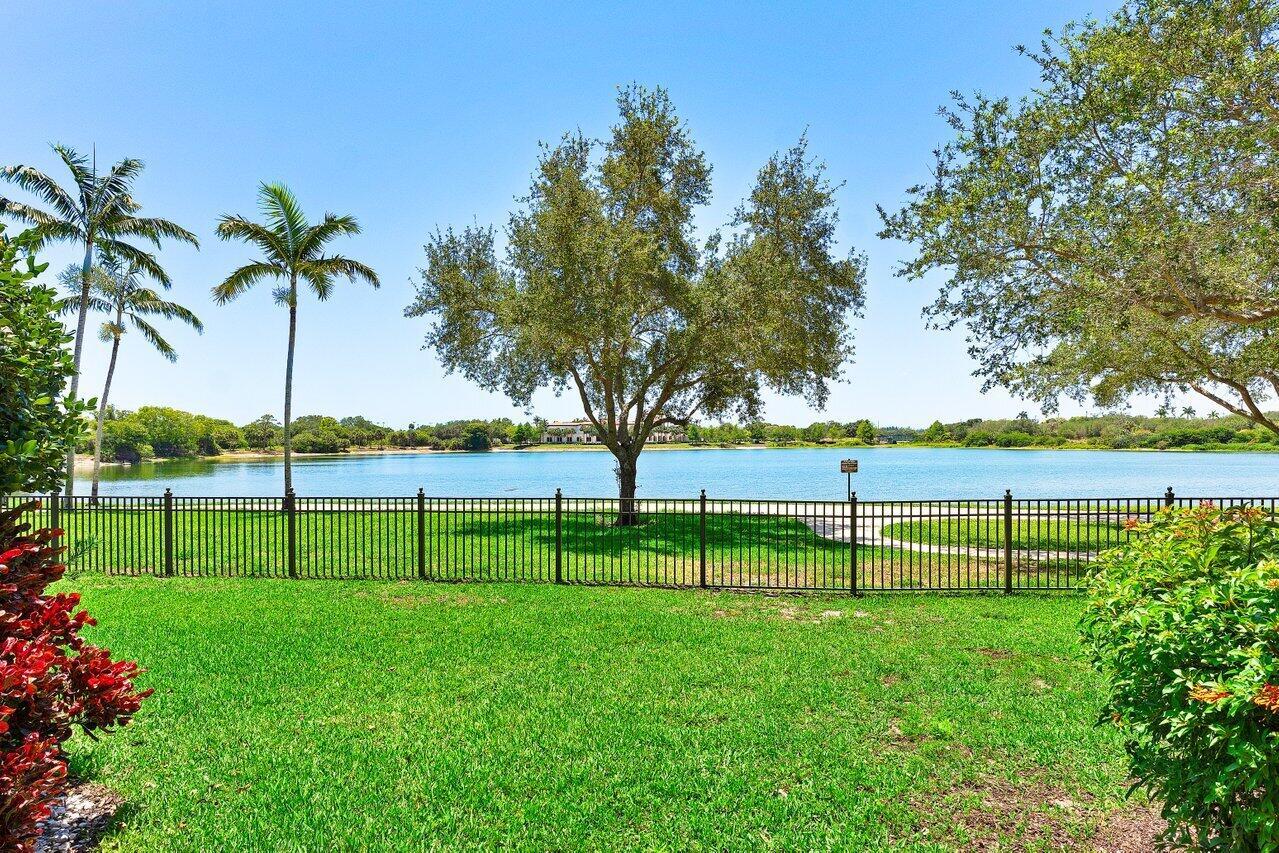 1534 NW 48th Lane