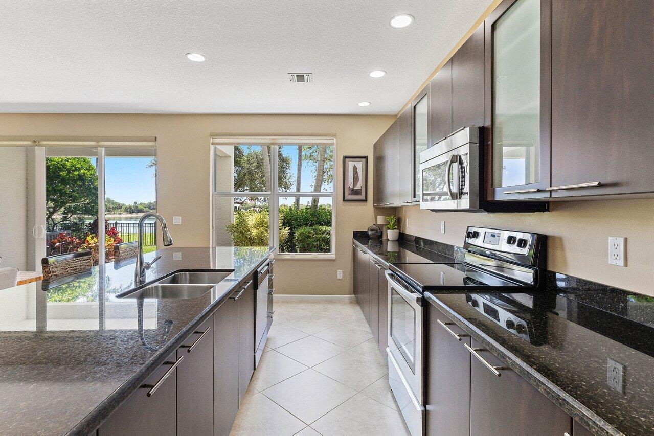 1534 NW 48th Lane