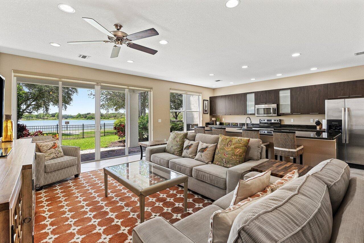 1534 NW 48th Lane