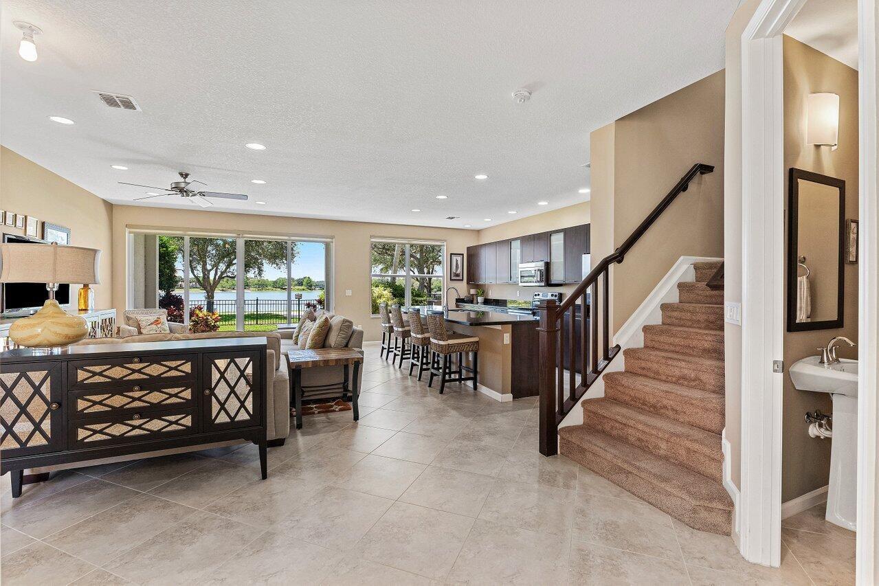 1534 NW 48th Lane
