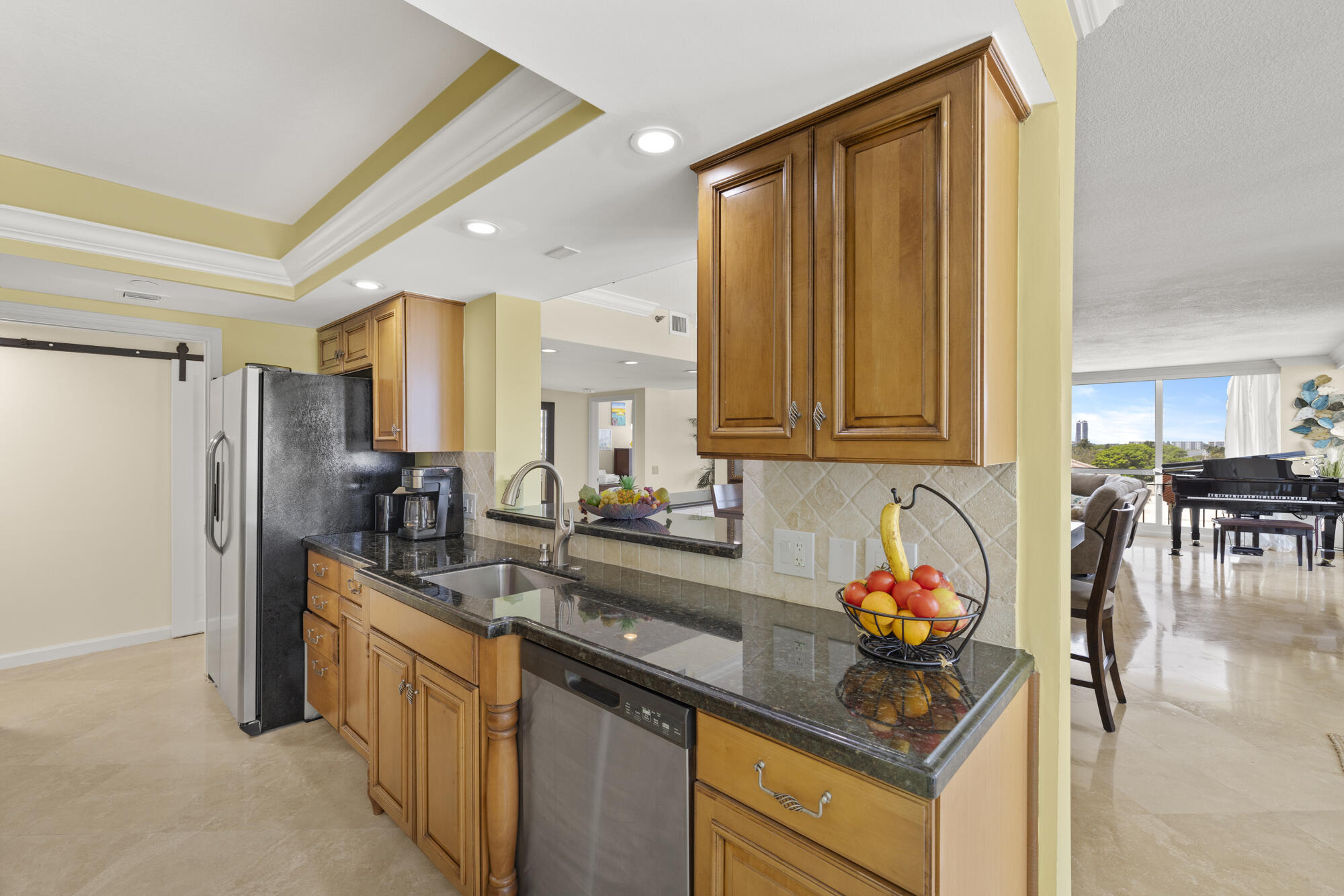 4000 N Ocean Drive 403