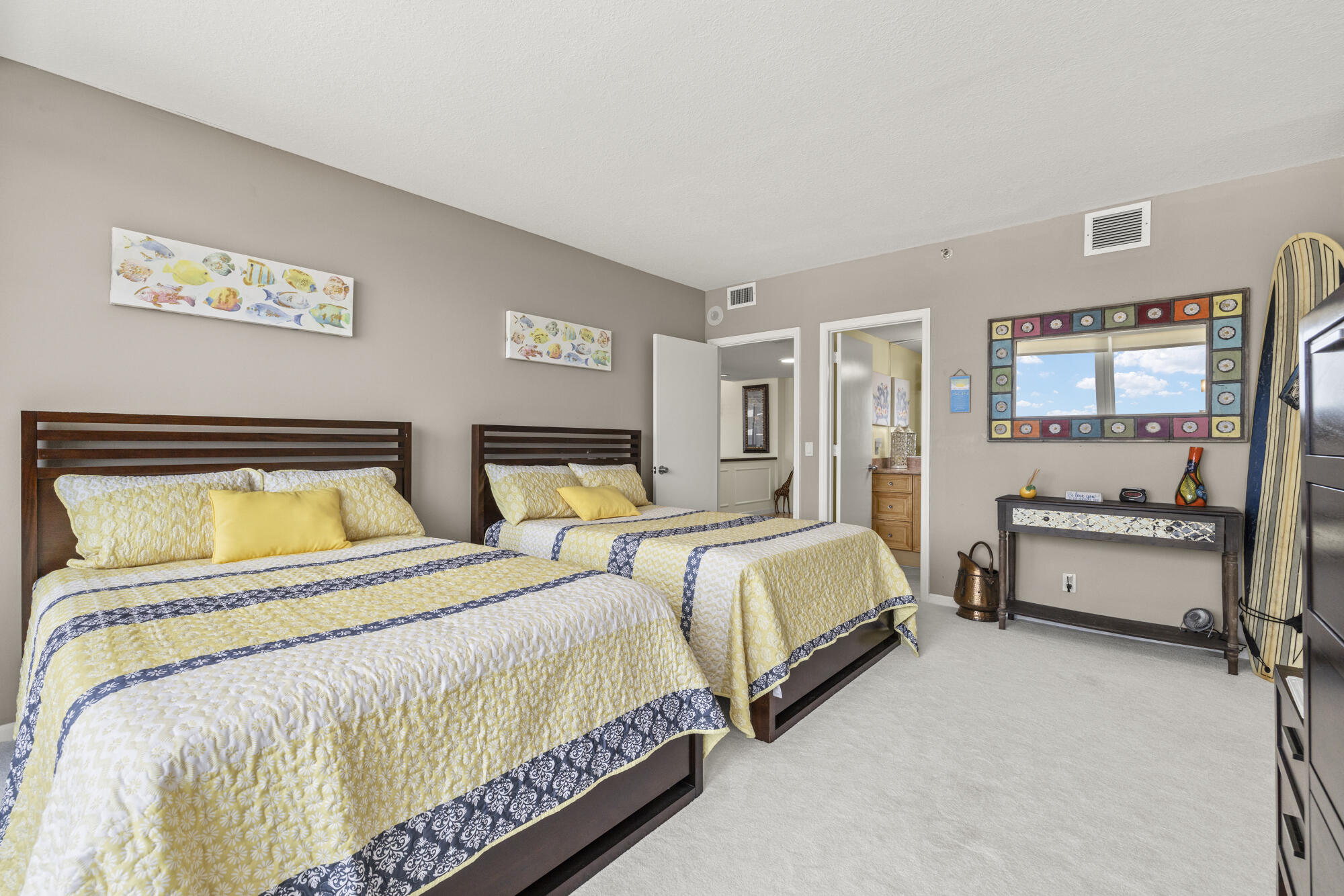 4000 N Ocean Drive 403