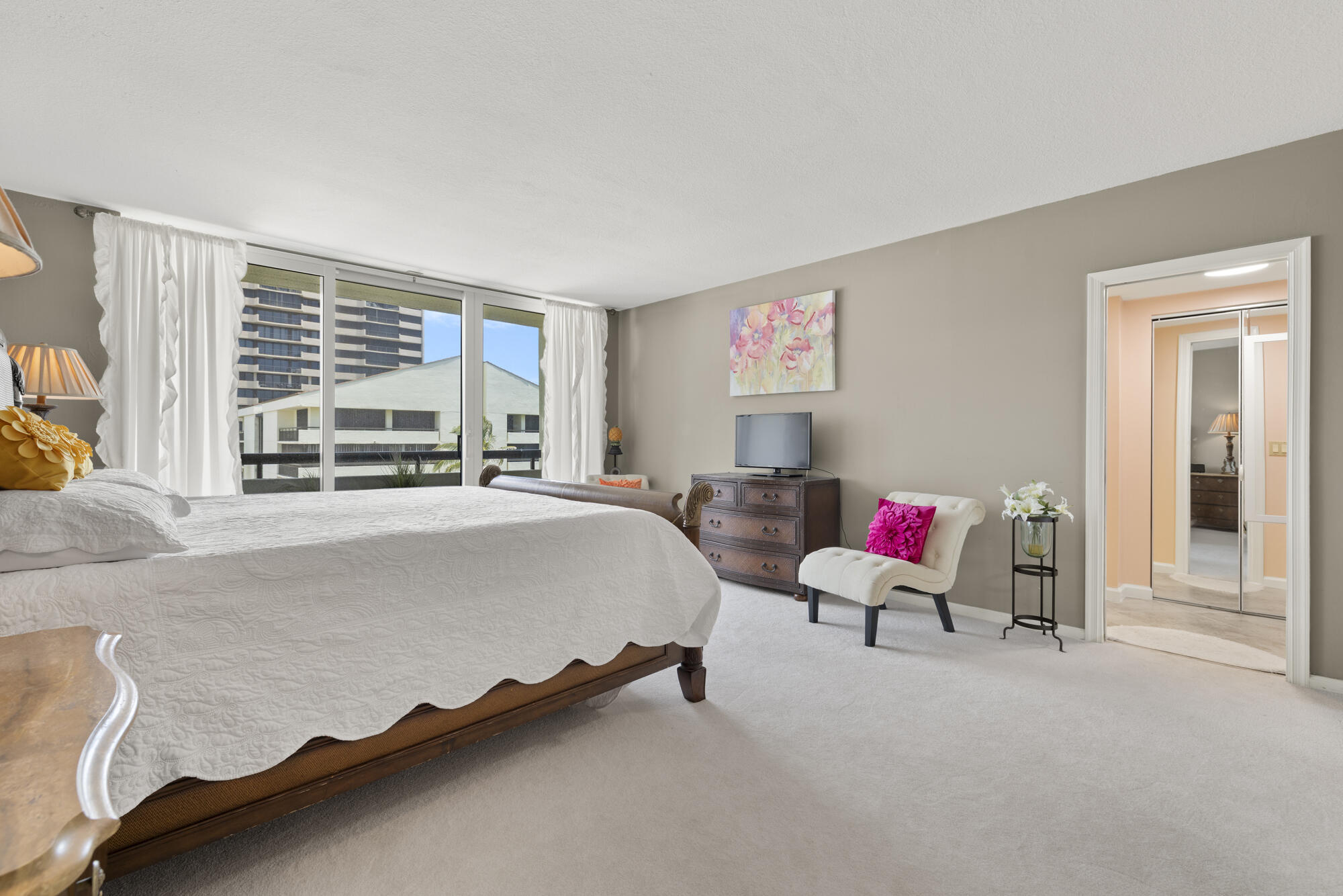 4000 N Ocean Drive 403