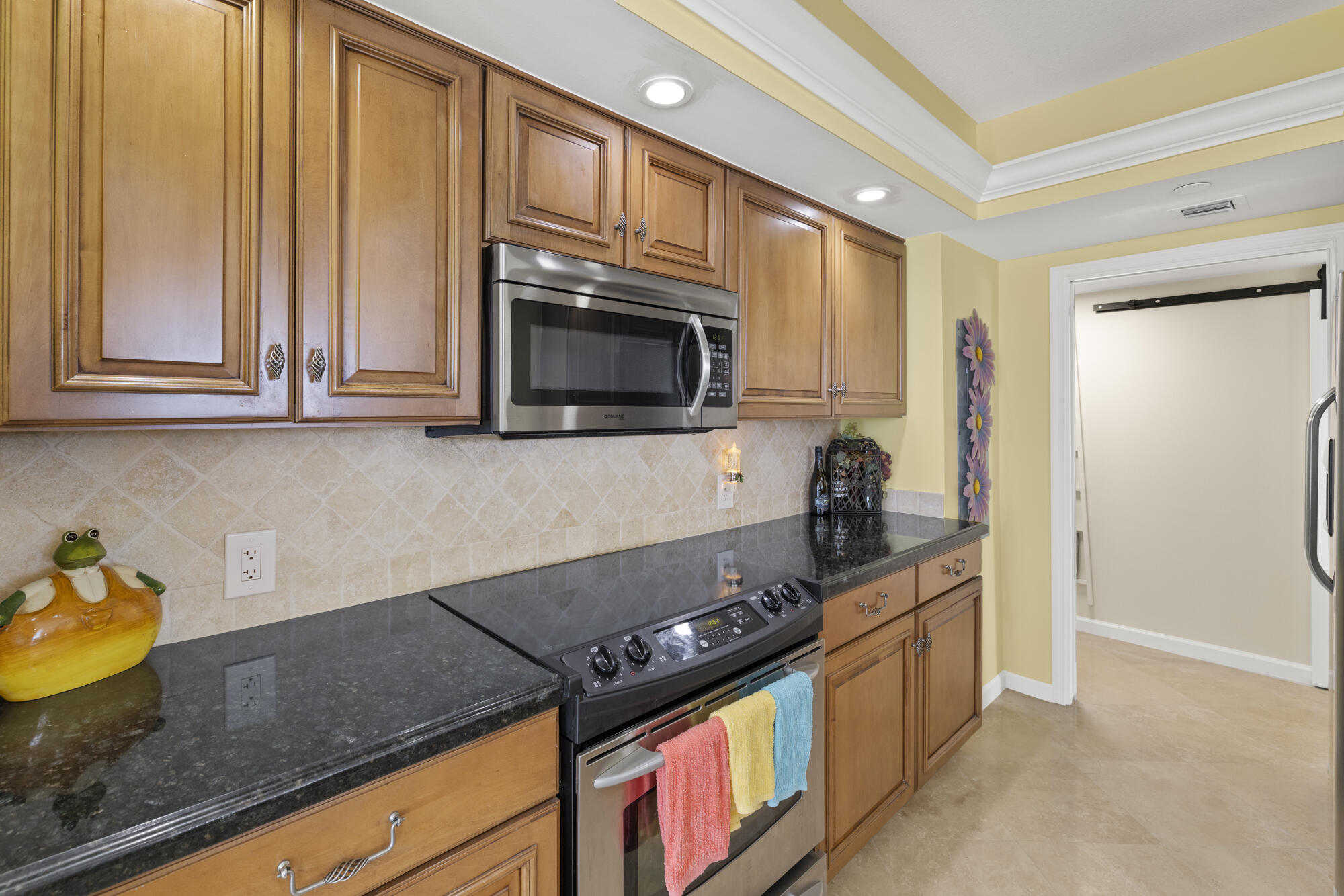 4000 N Ocean Drive 403