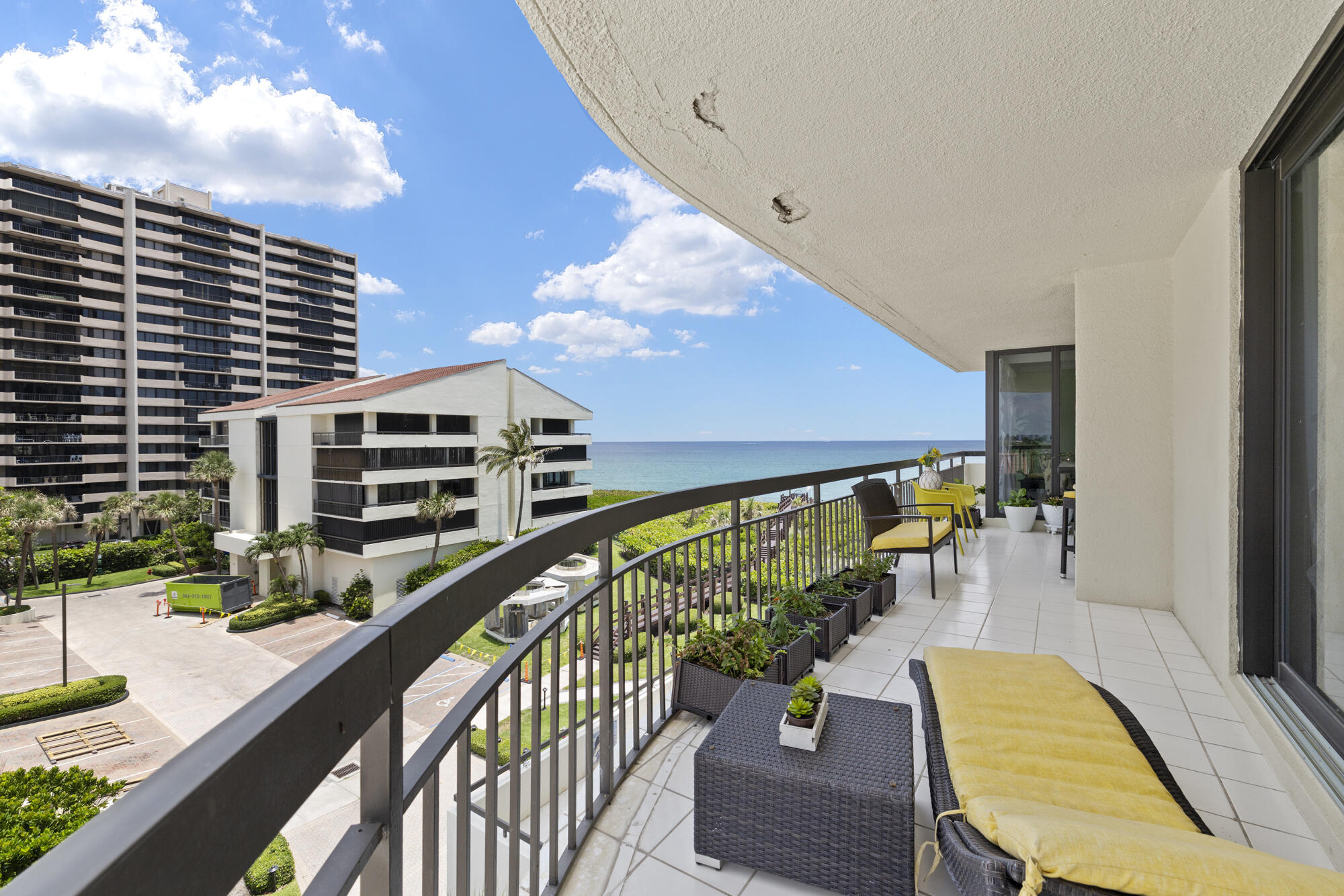 4000 N Ocean Drive 403
