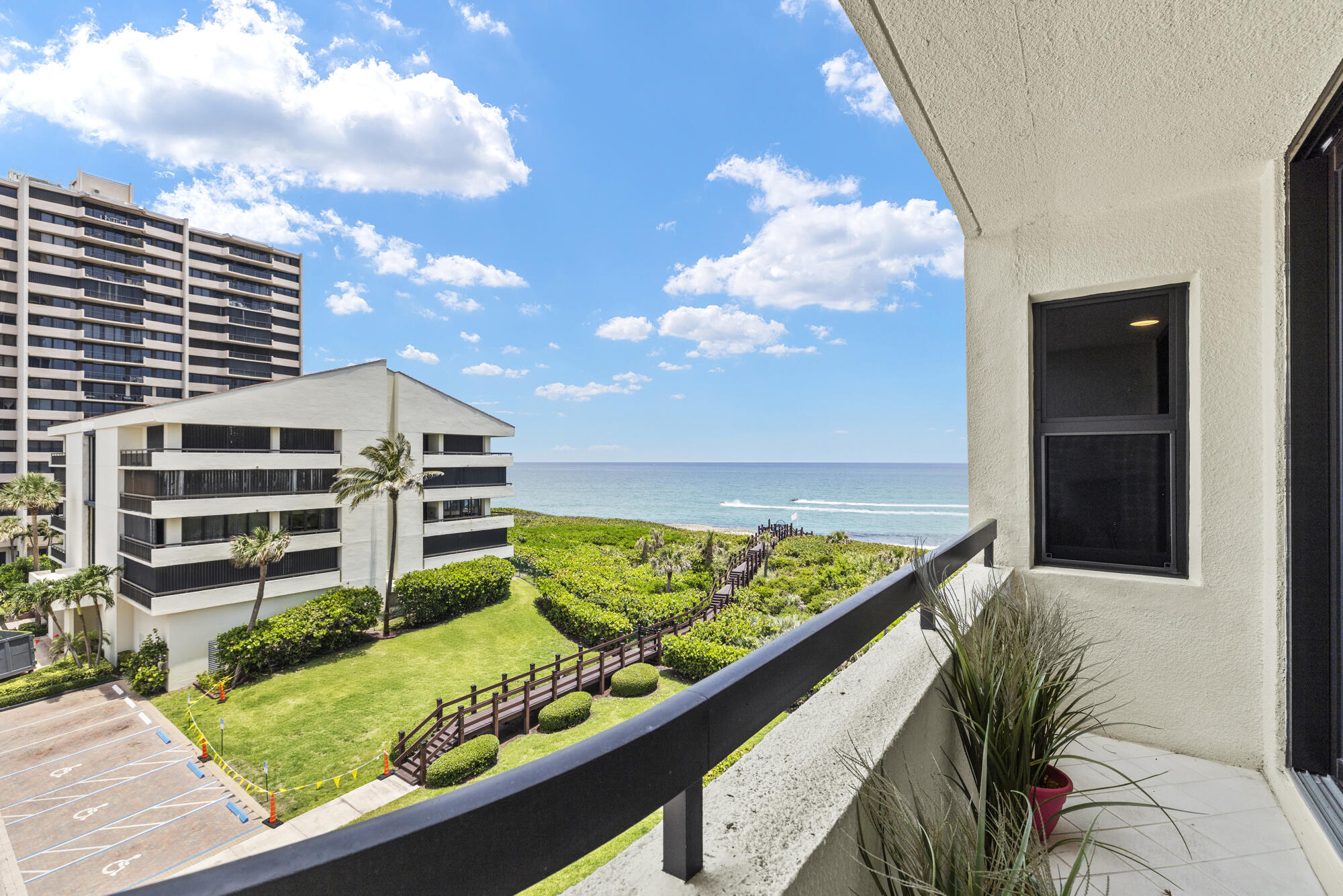 4000 N Ocean Drive 403