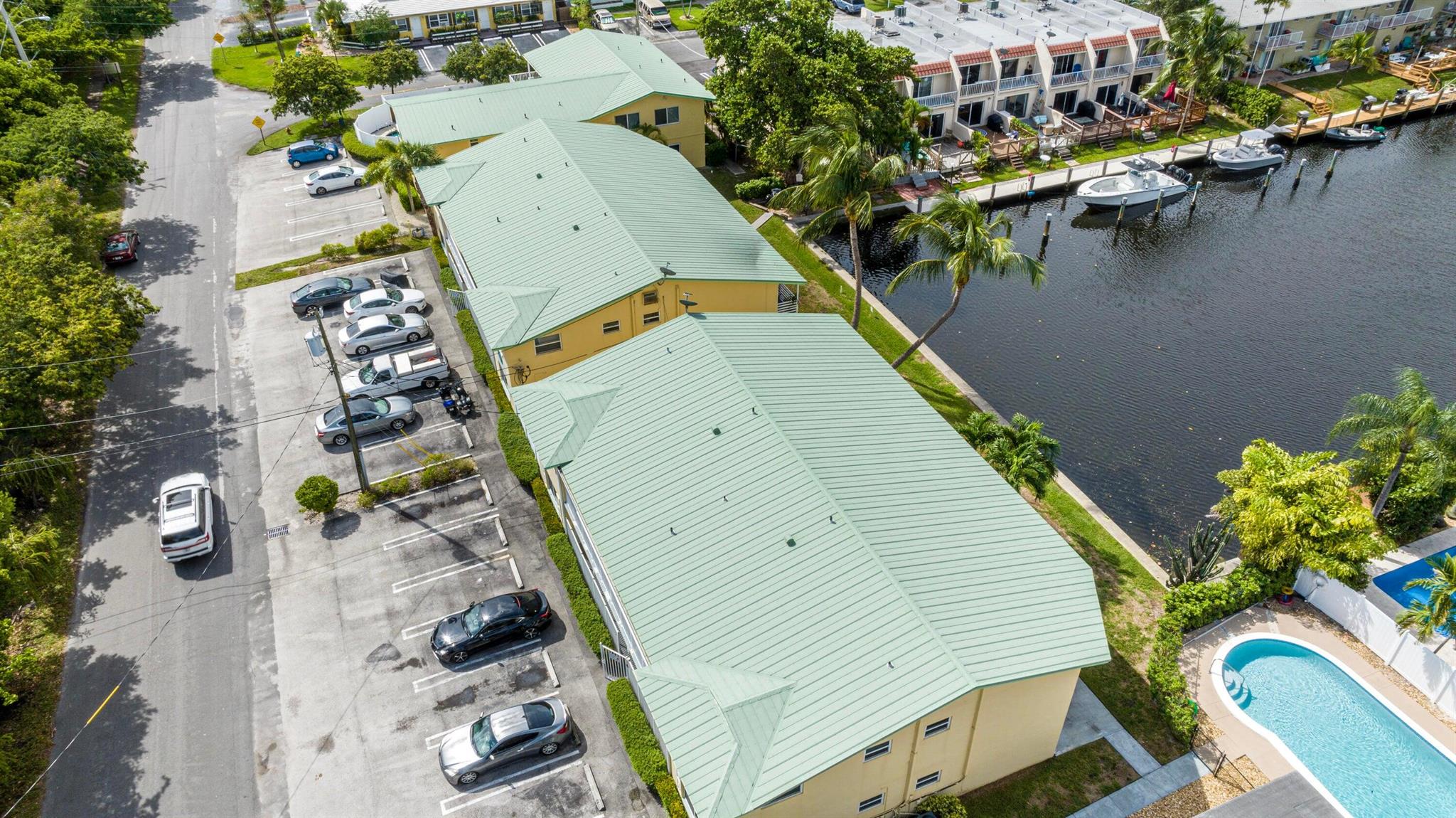 391 SE 19th Avenue 8