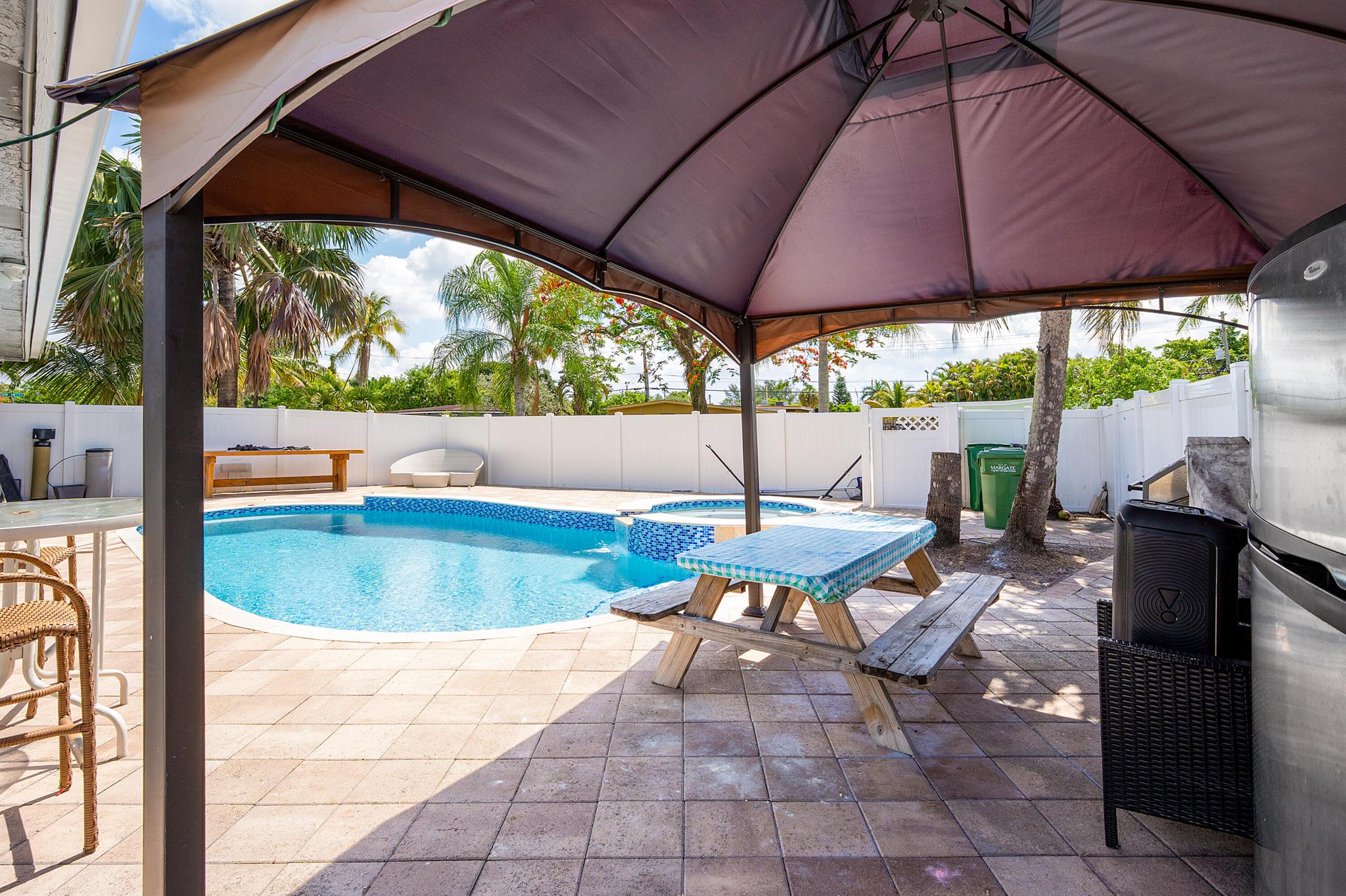 1409 NW 58th Avenue