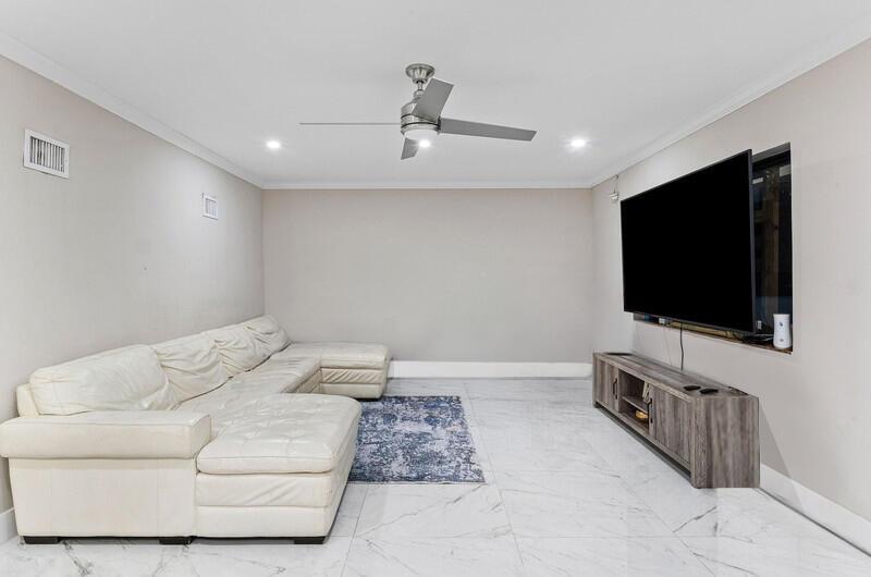 1409 NW 58th Avenue